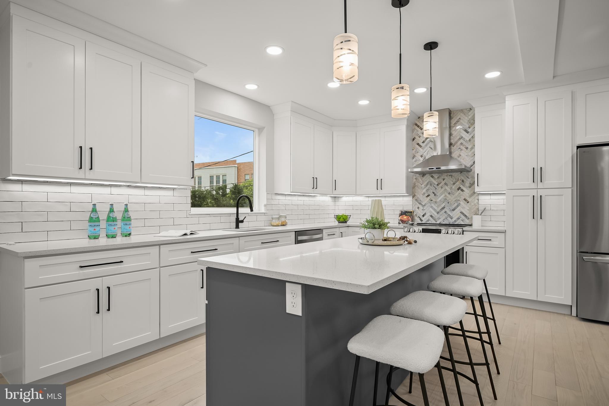 SARATOGA VILLAGE - Residential