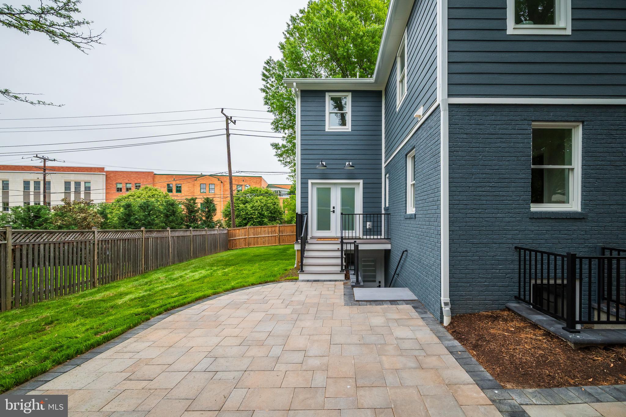 SARATOGA VILLAGE - Residential