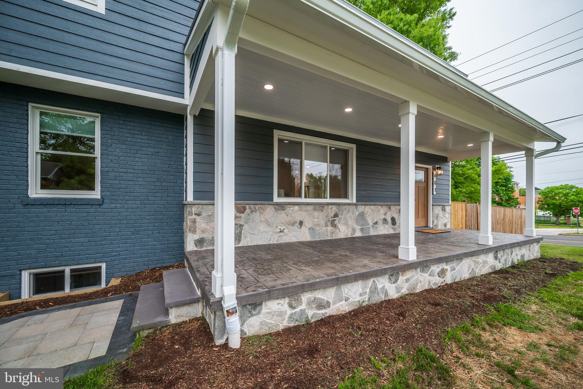 SARATOGA VILLAGE - Residential