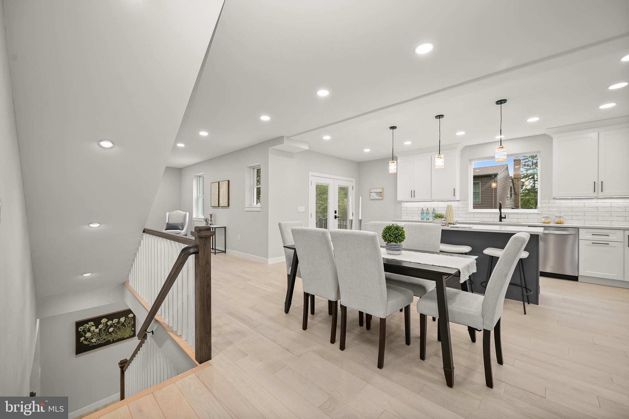 SARATOGA VILLAGE - Residential