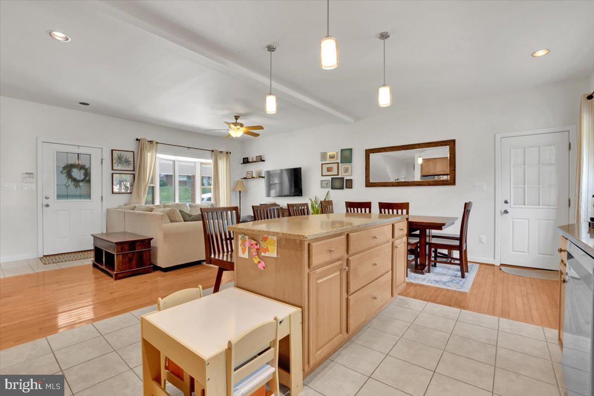 ROSE HILL FARMS - Residential