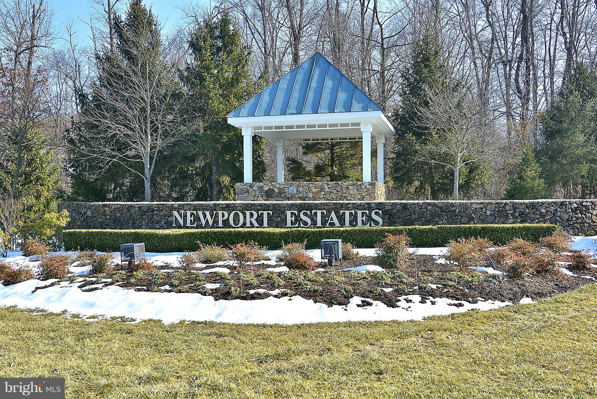NEWPORT - Residential Lease