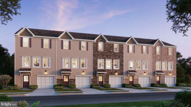 HUNTWELL WEST - Residential