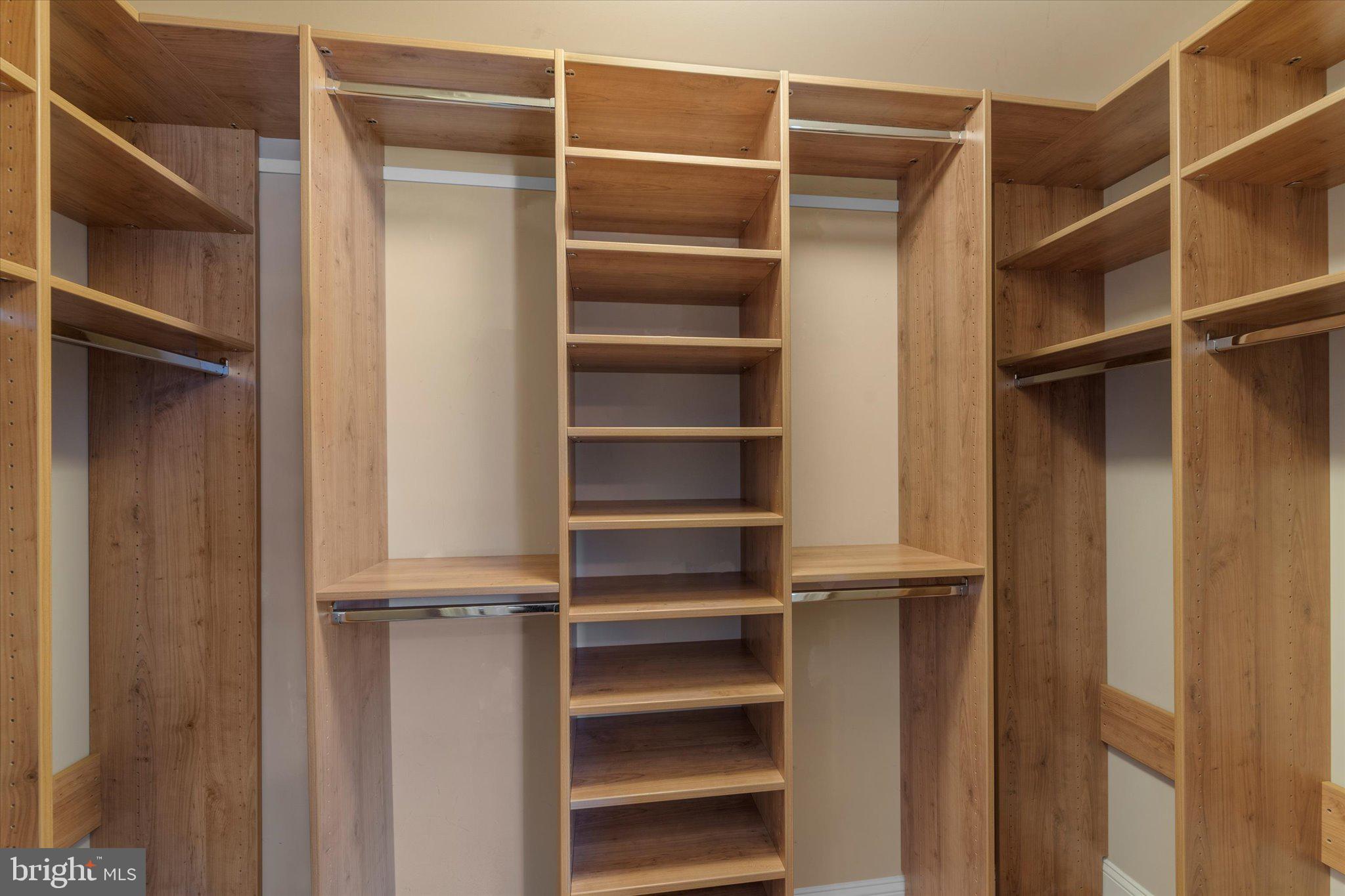 ISABELLA AT MONTICELLO MEWS - Residential