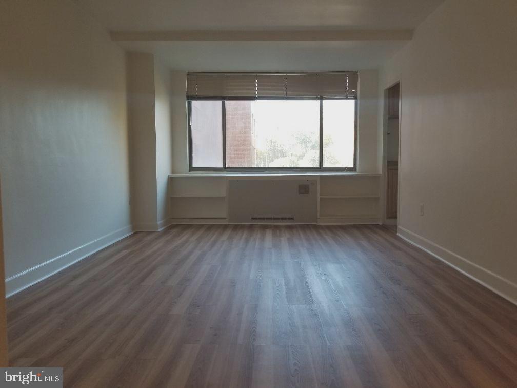 RIVER PLACE - Residential Lease