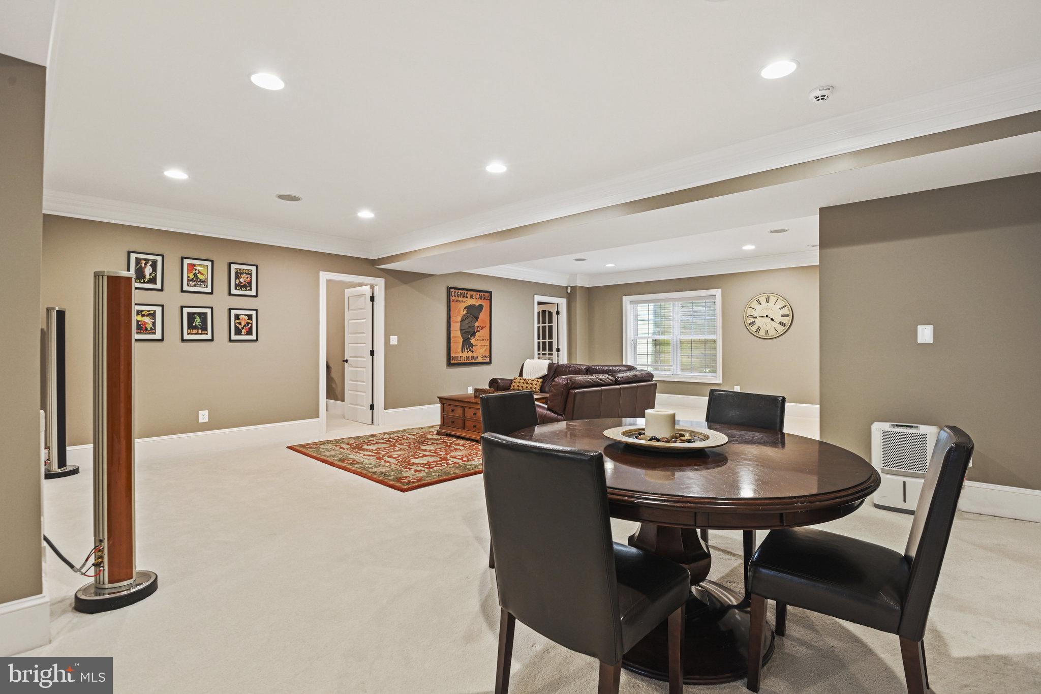 GREEN ACRES - Residential