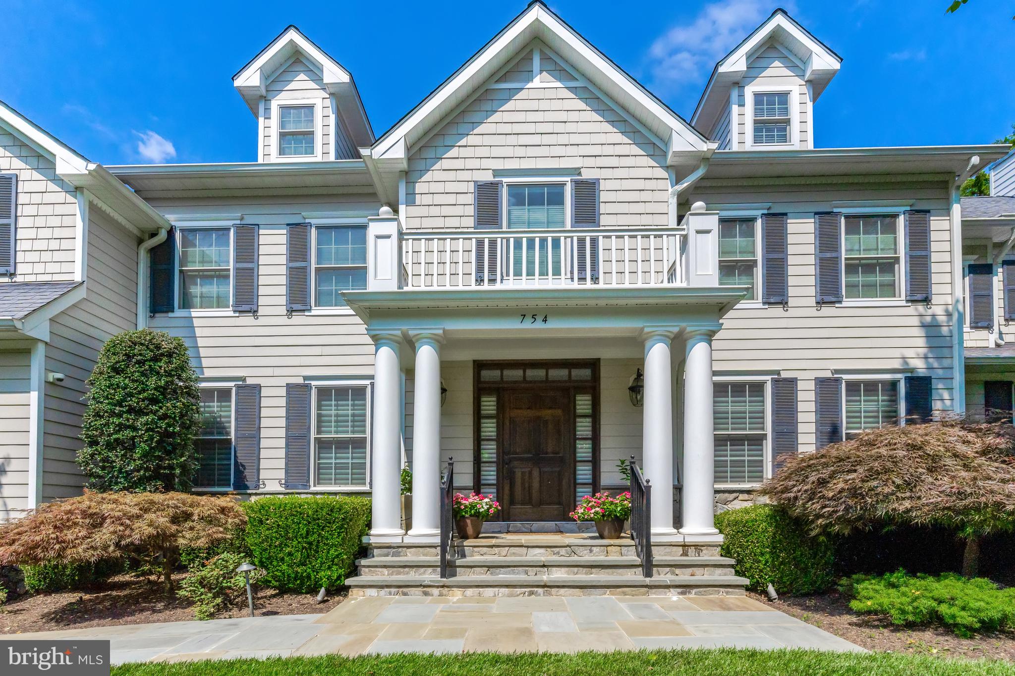 GREEN ACRES - Residential