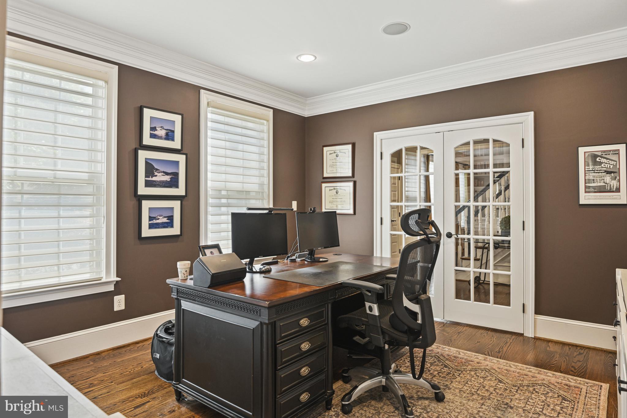 GREEN ACRES - Residential