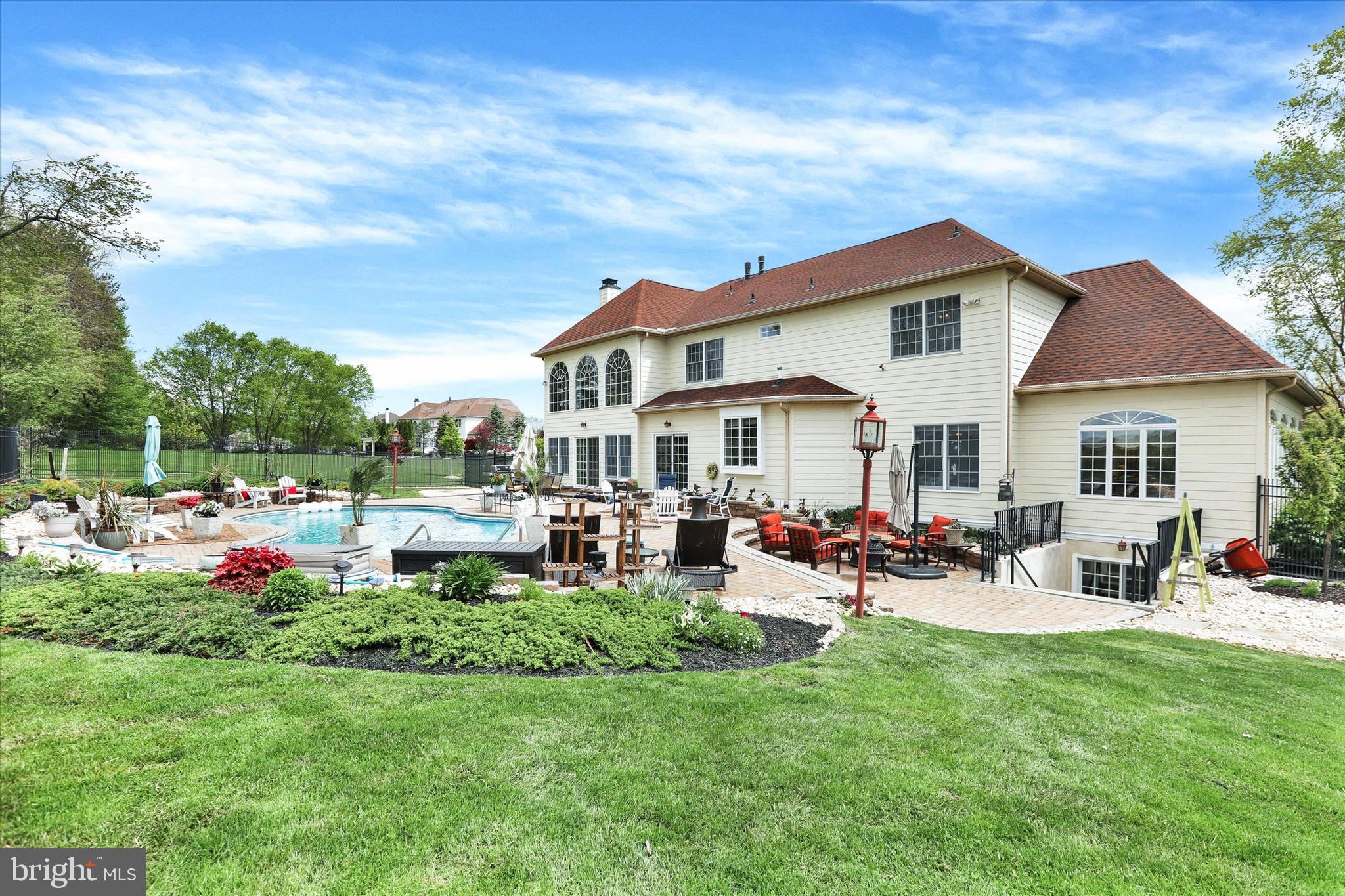 DOLINGTON ESTATES - Residential