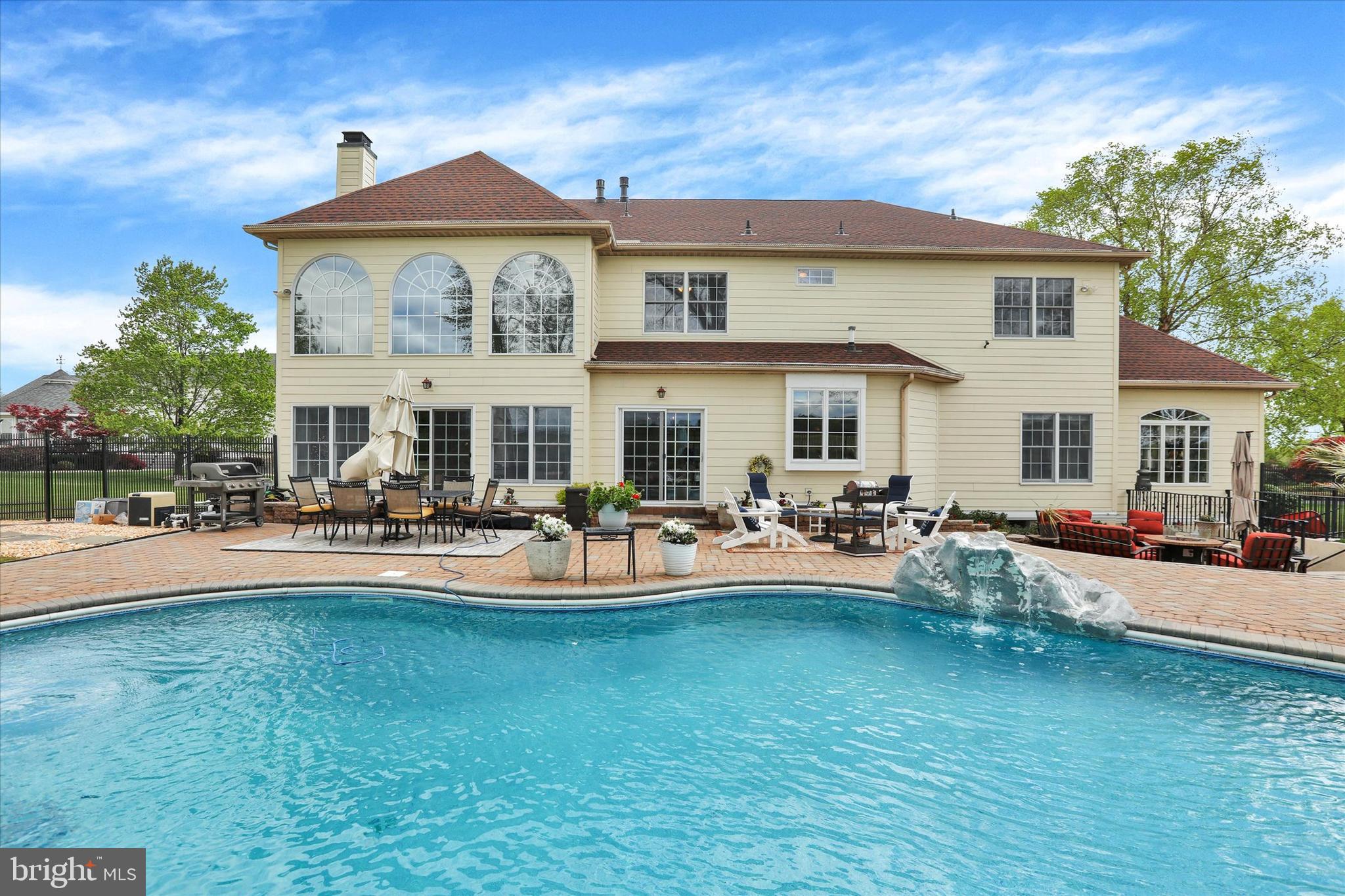 DOLINGTON ESTATES - Residential