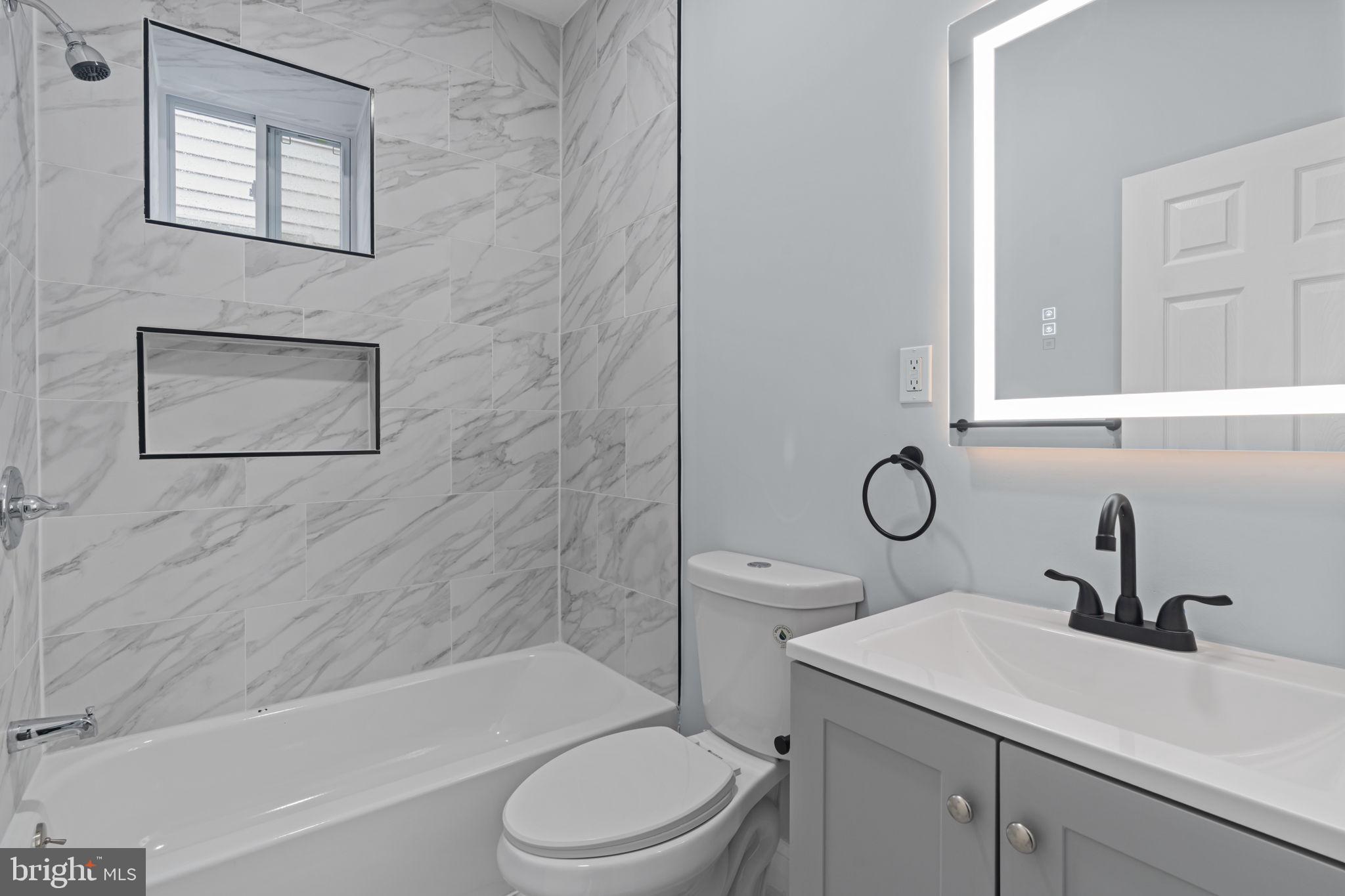 POINT BREEZE - Residential