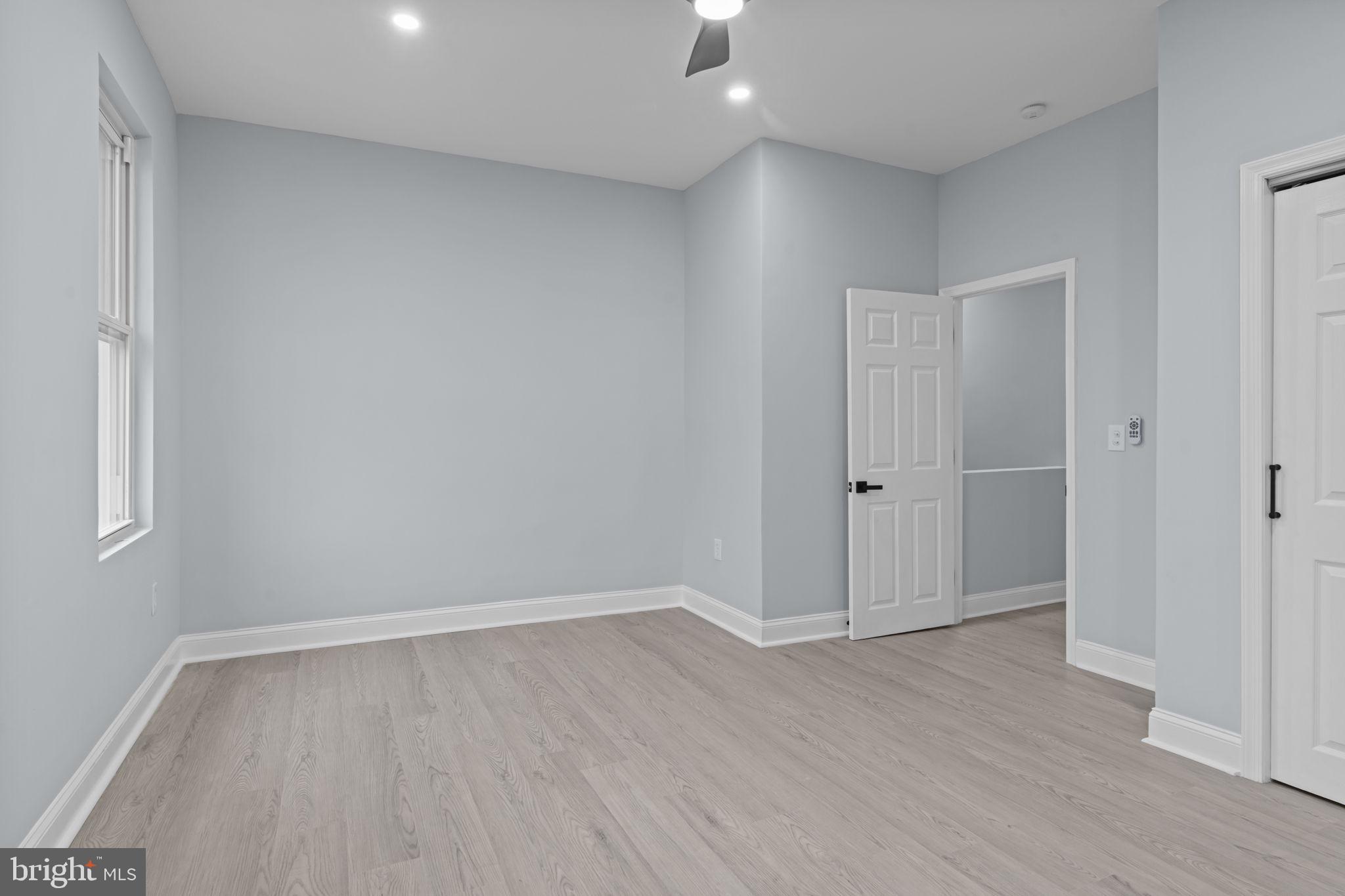 POINT BREEZE - Residential