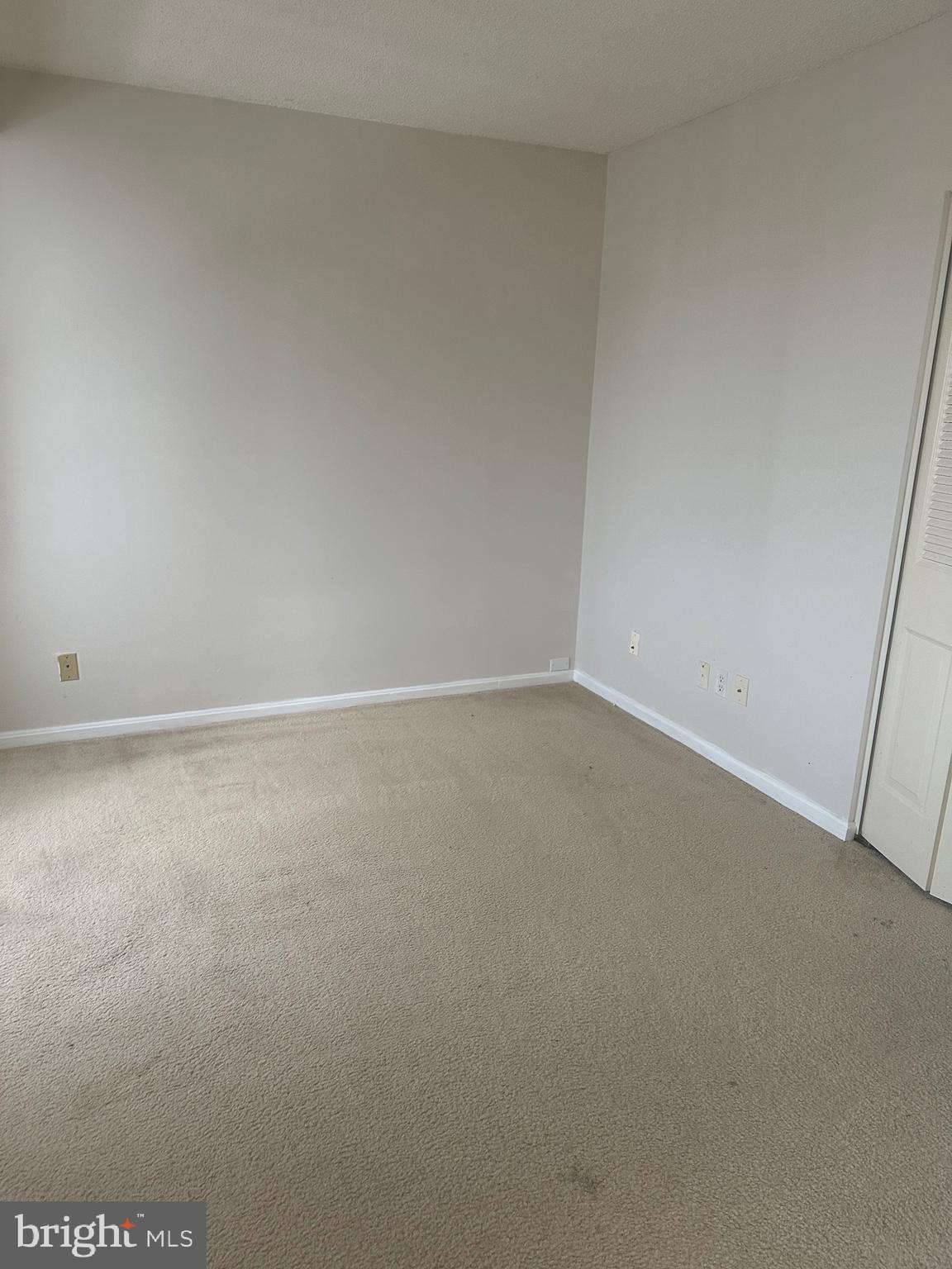 SKYLINE HOUSE - Residential