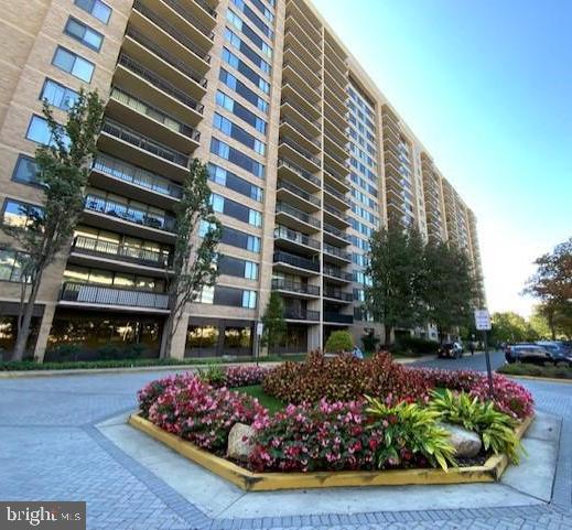 3713 S GEORGE MASON DRIVE 1312