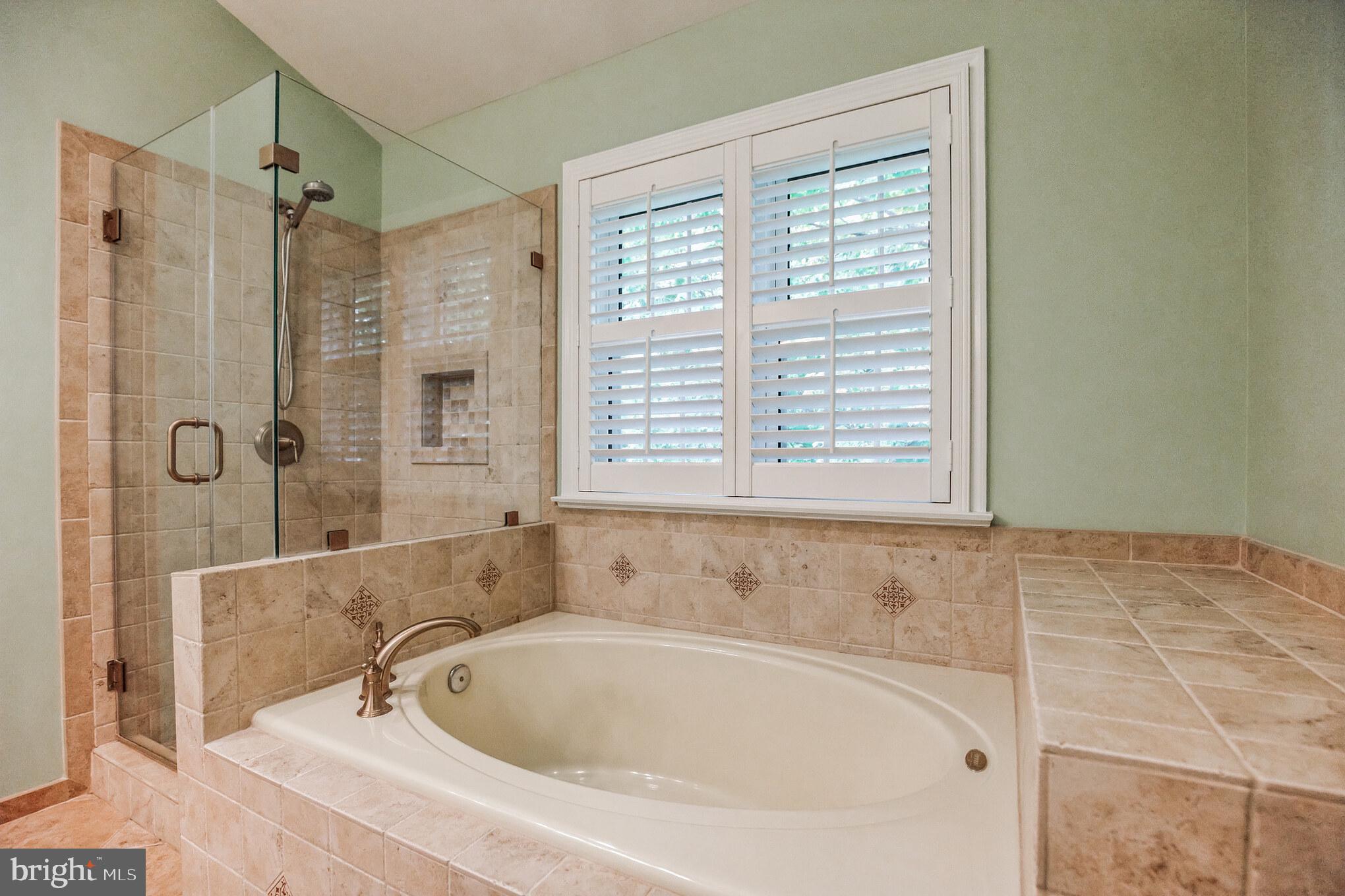 HASTINGS HUNT - Residential