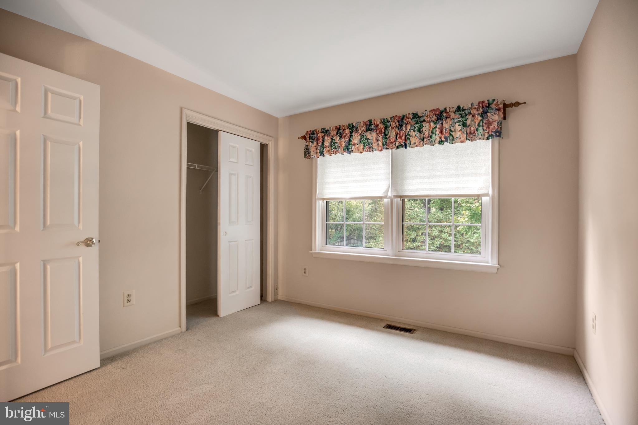 HASTINGS HUNT - Residential