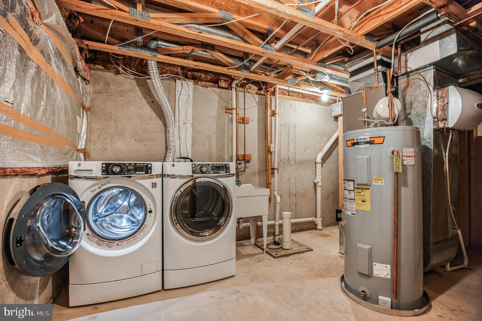 HASTINGS HUNT - Residential