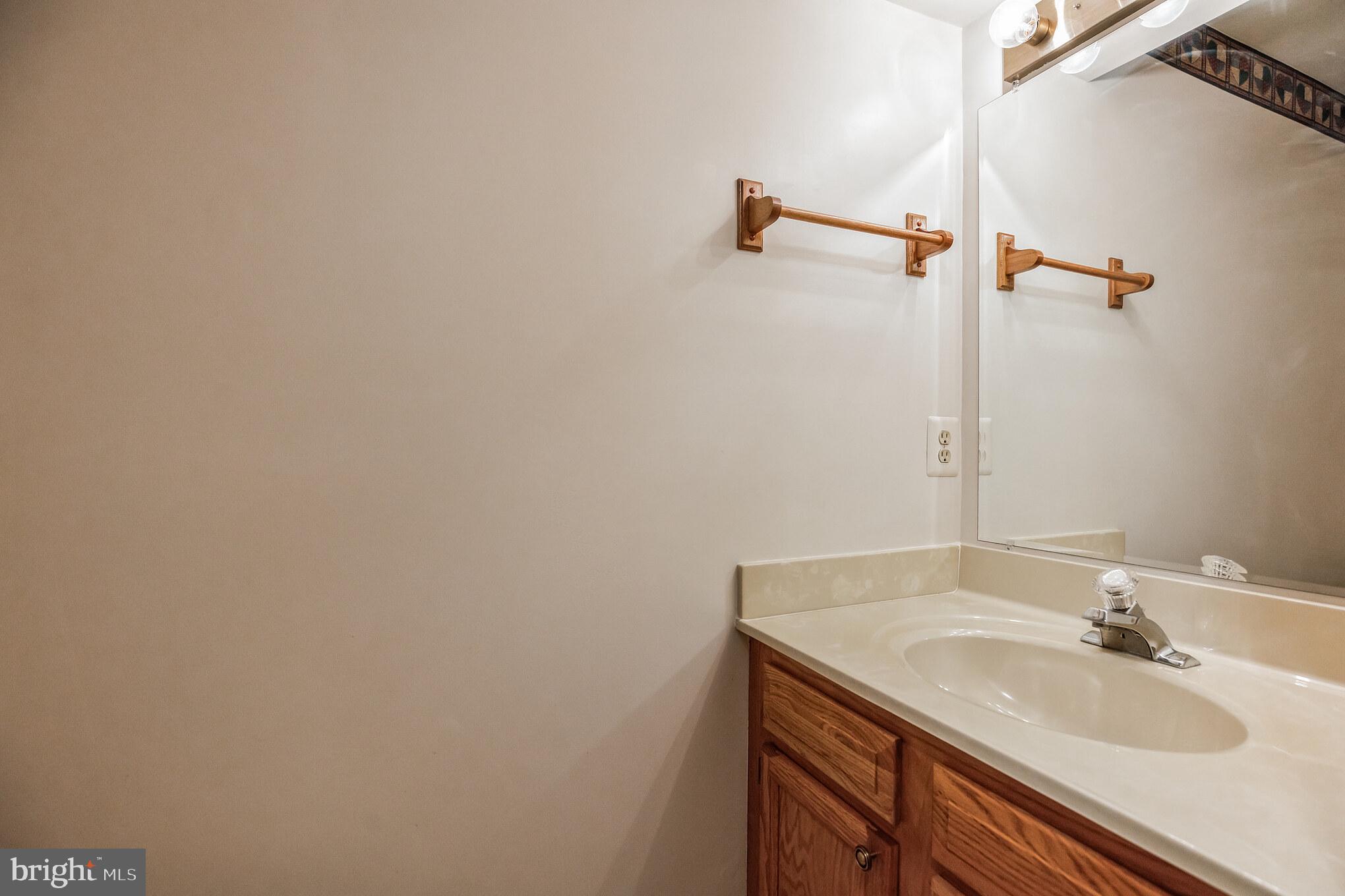 HASTINGS HUNT - Residential