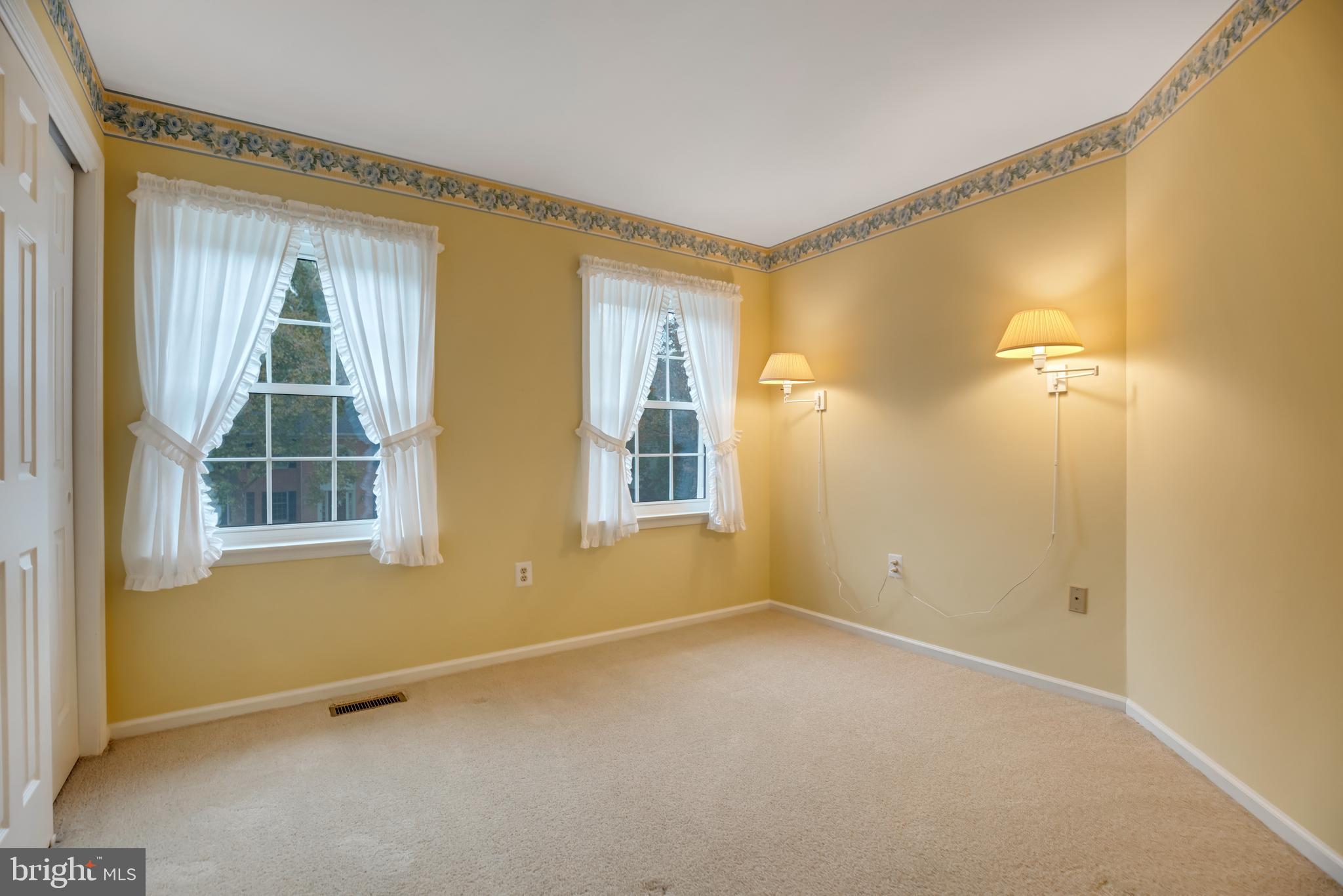 HASTINGS HUNT - Residential