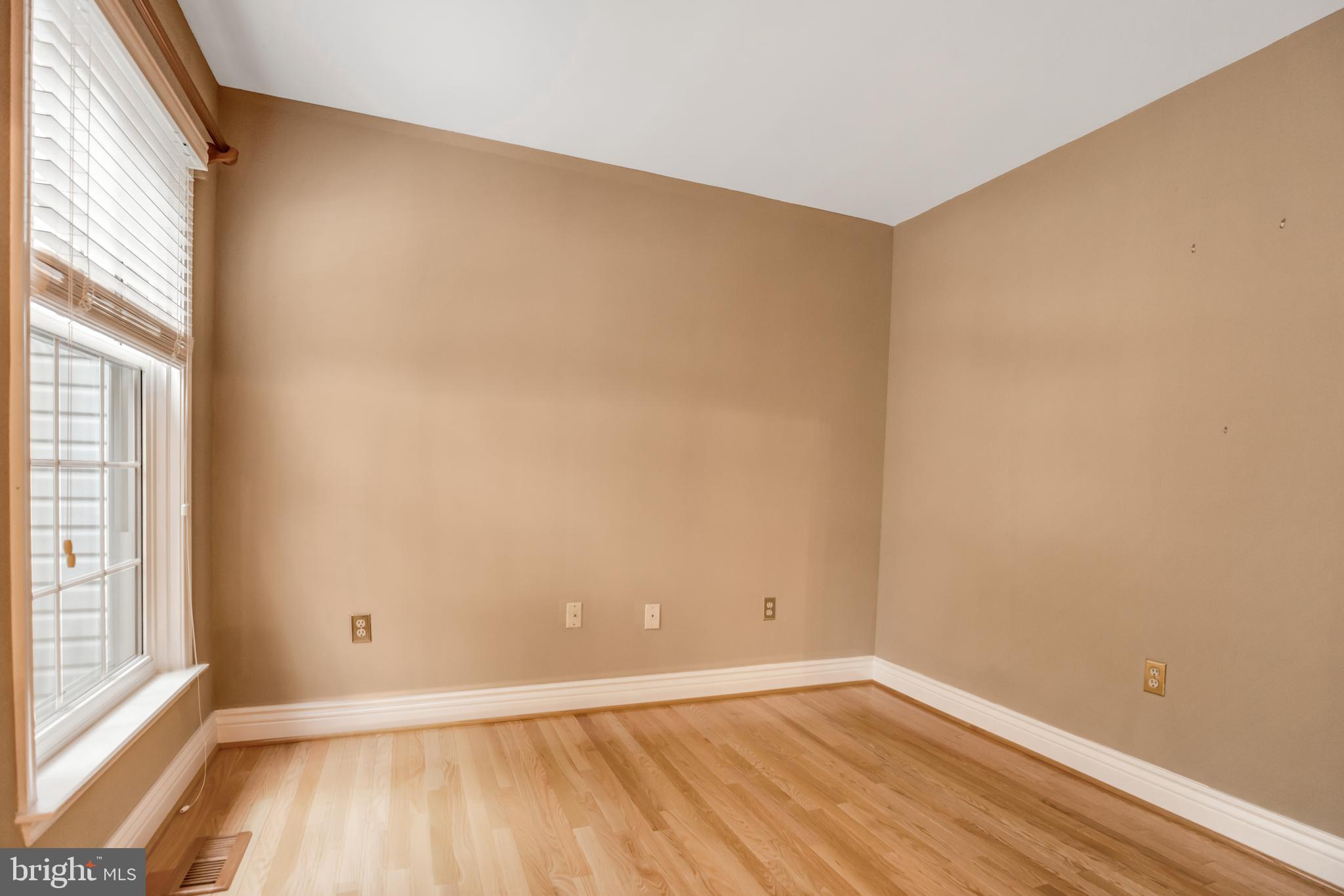 HASTINGS HUNT - Residential