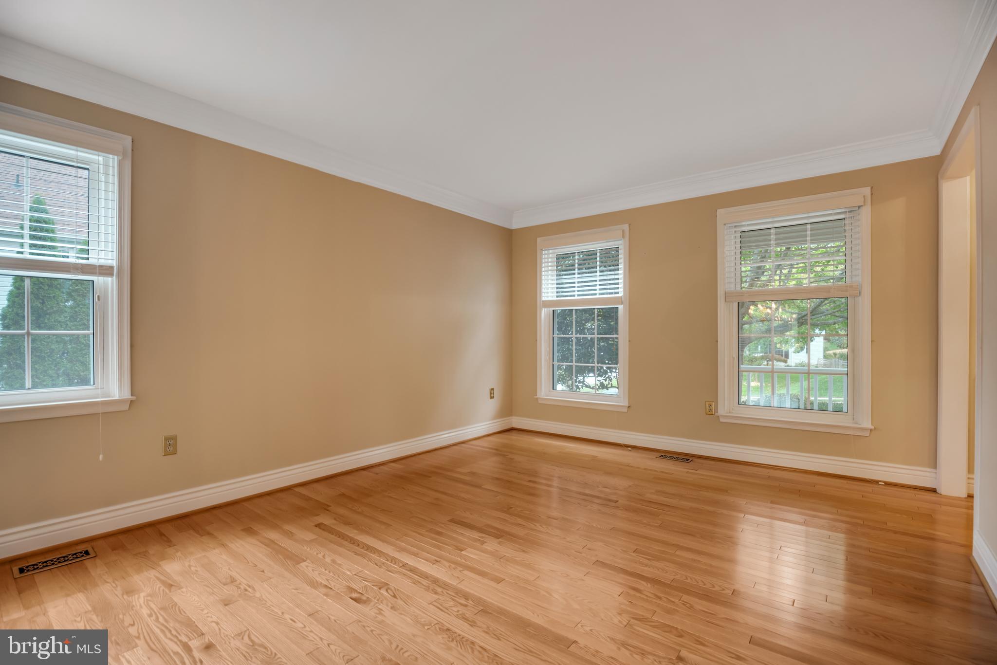 HASTINGS HUNT - Residential