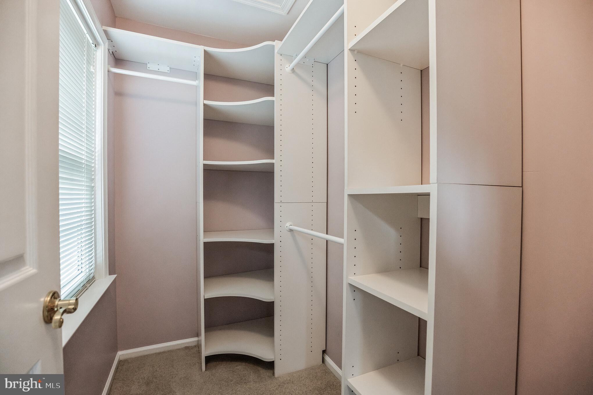 HASTINGS HUNT - Residential