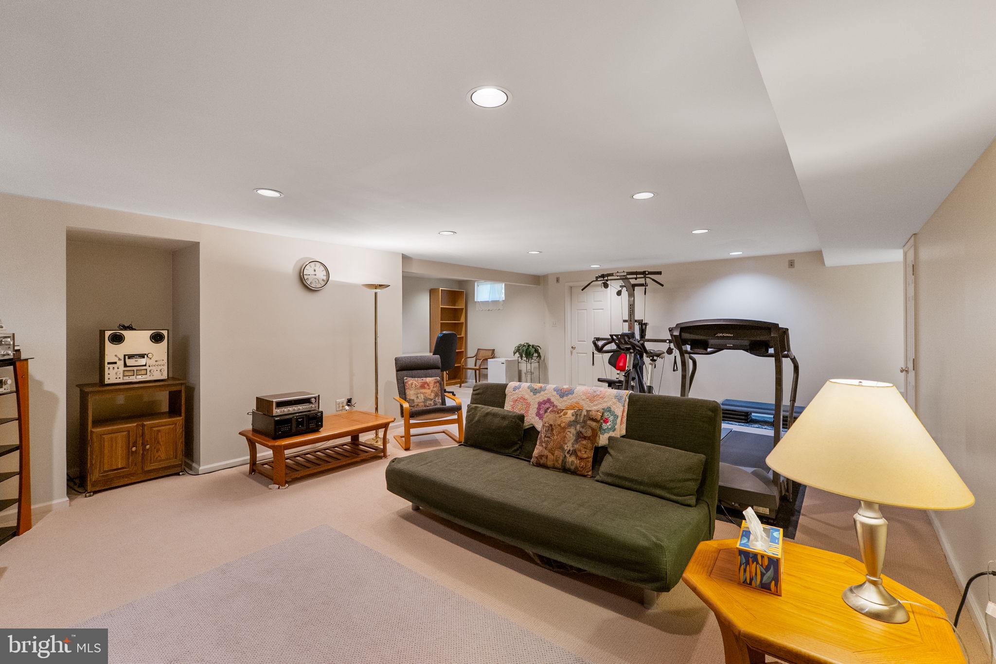 SAYBROOKE - Residential