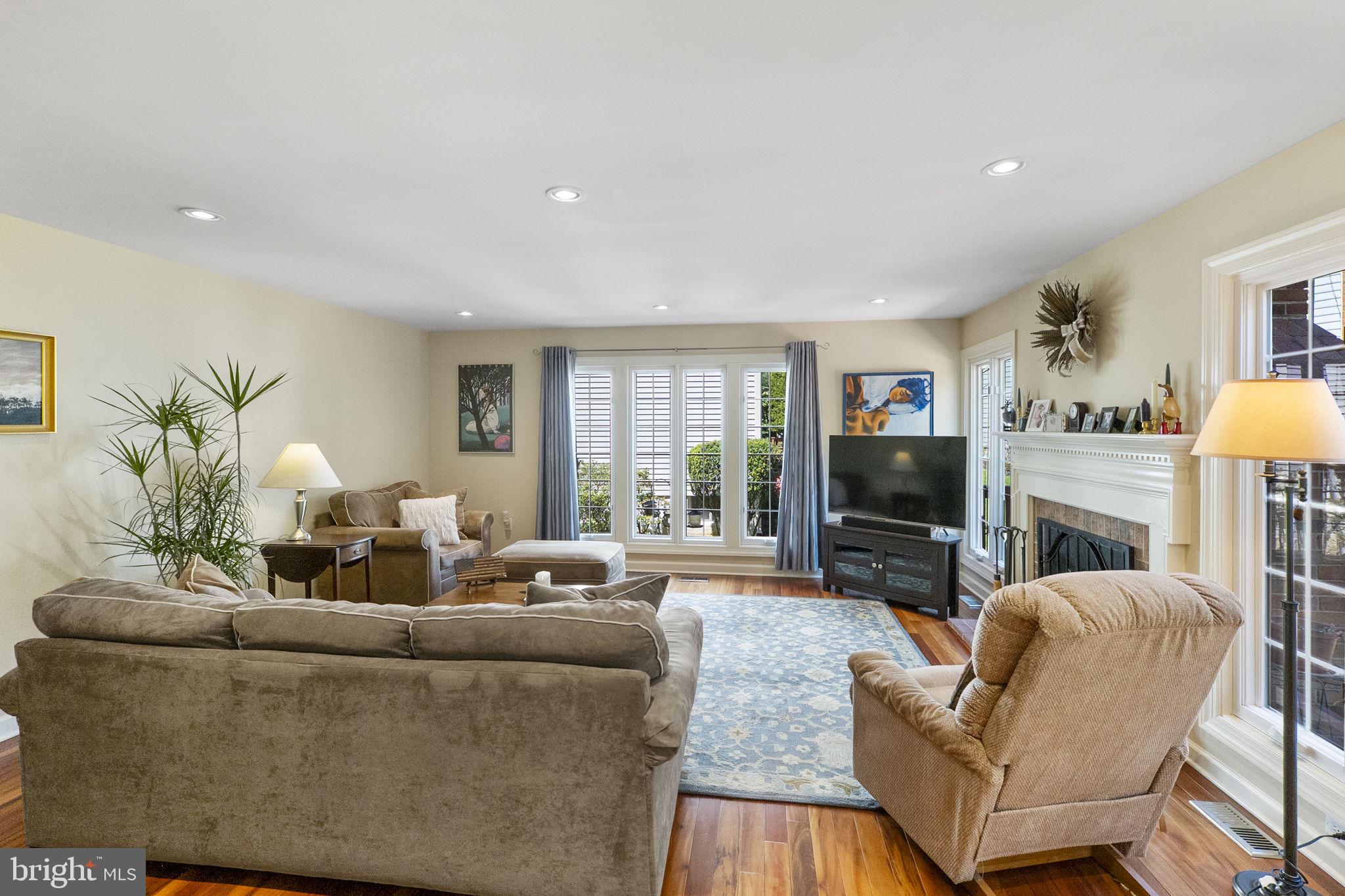 SAYBROOKE - Residential