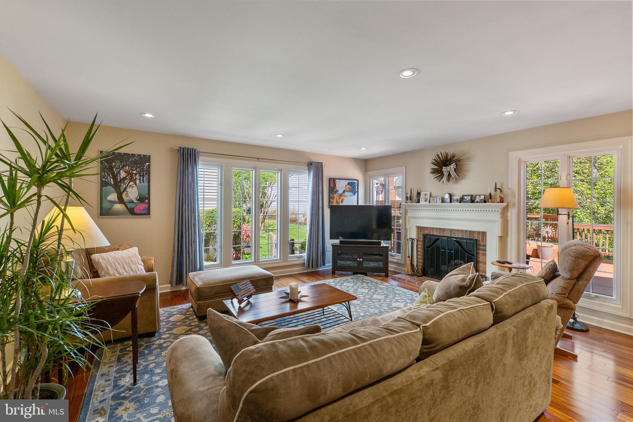 SAYBROOKE - Residential