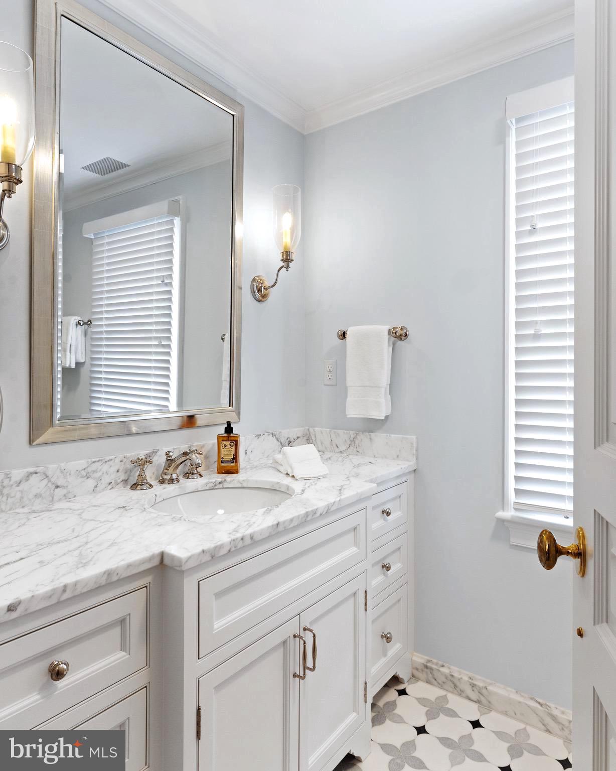 HISTORIC DISTRICT - Residential