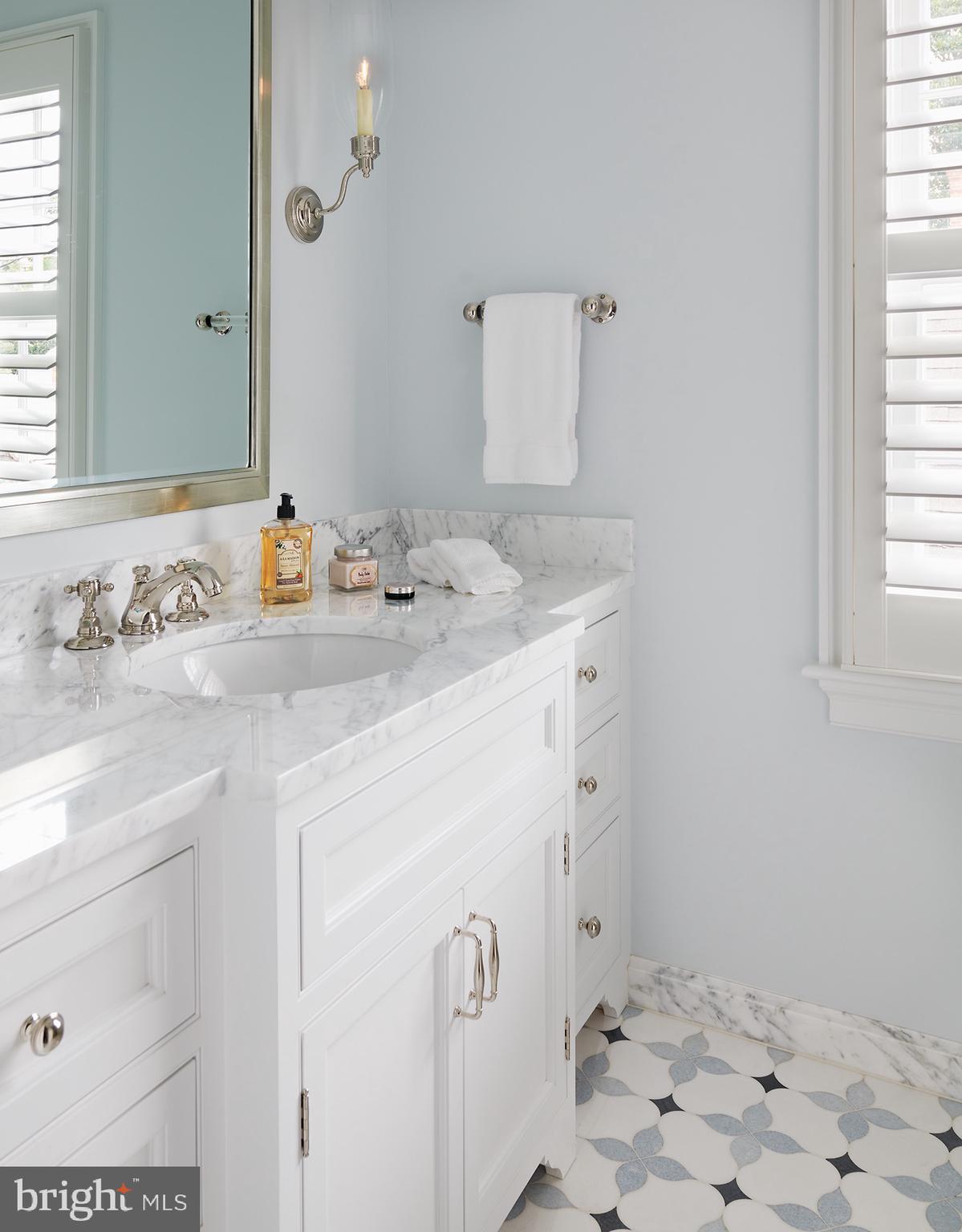 HISTORIC DISTRICT - Residential