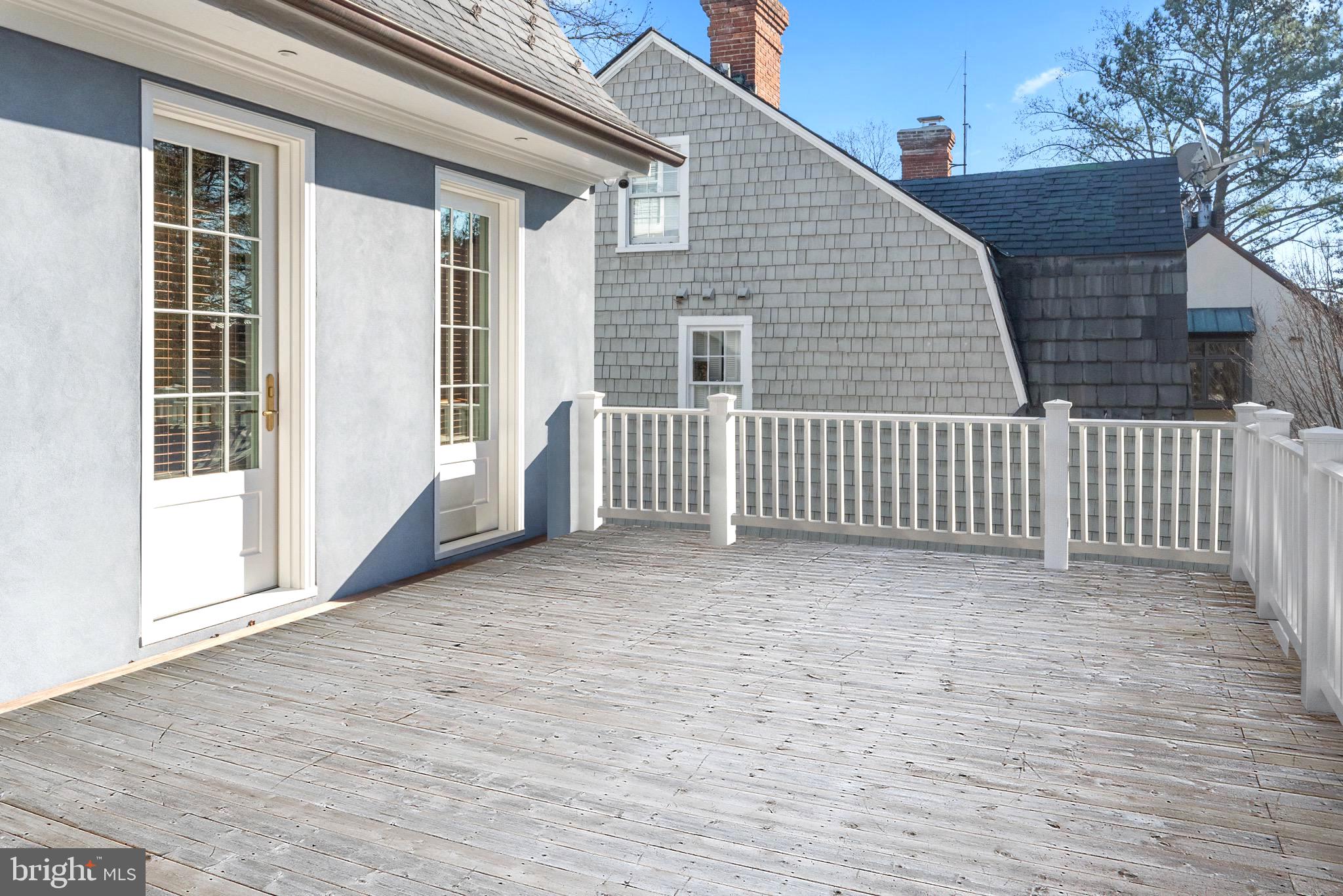 HISTORIC DISTRICT - Residential