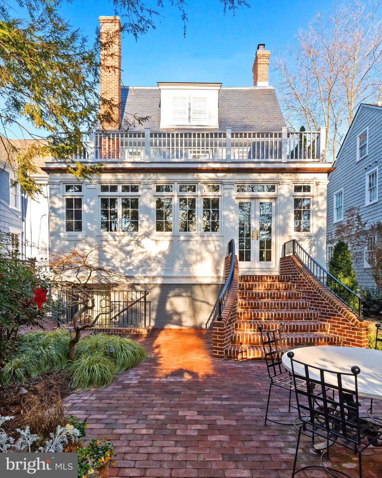 HISTORIC DISTRICT - Residential