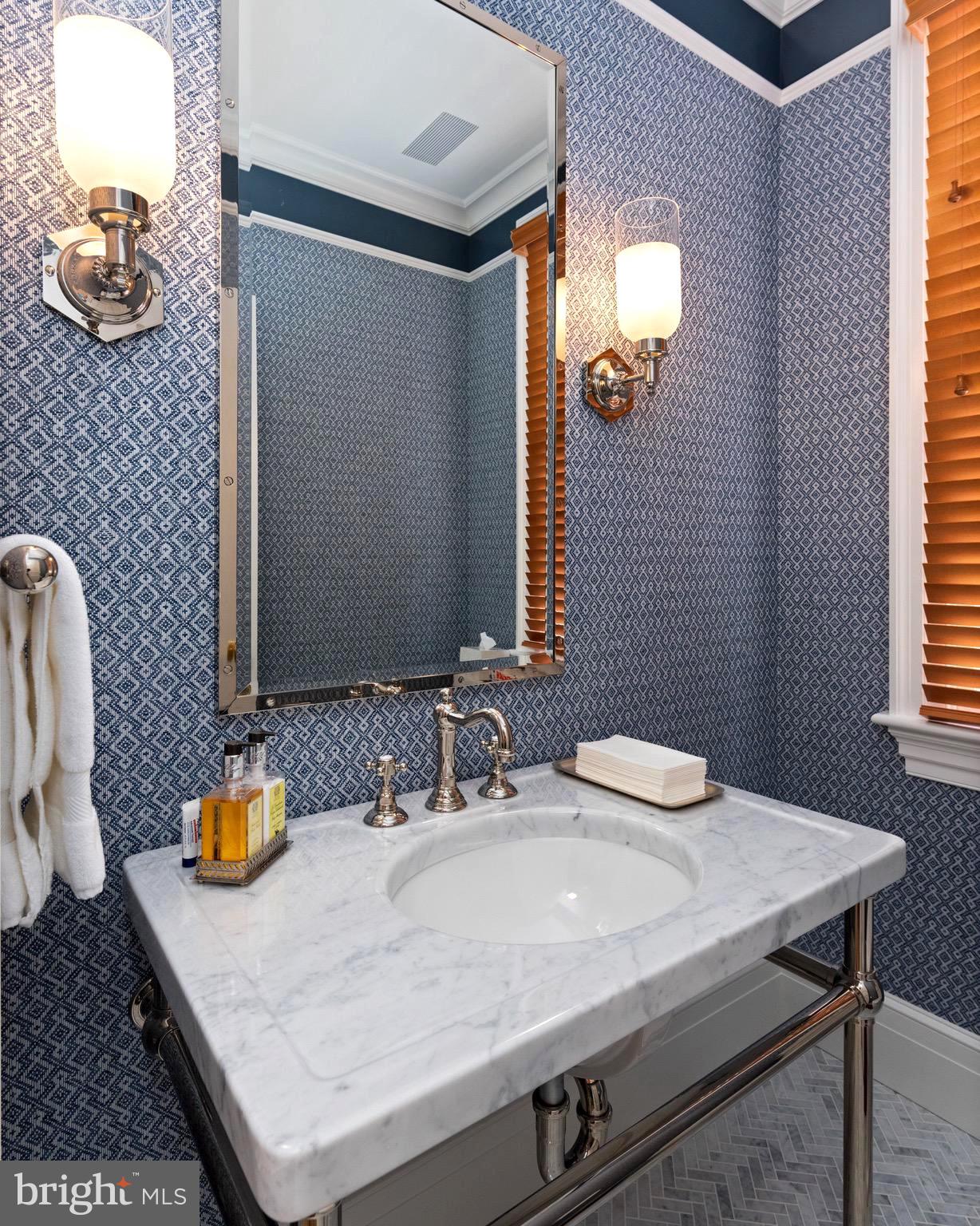 HISTORIC DISTRICT - Residential