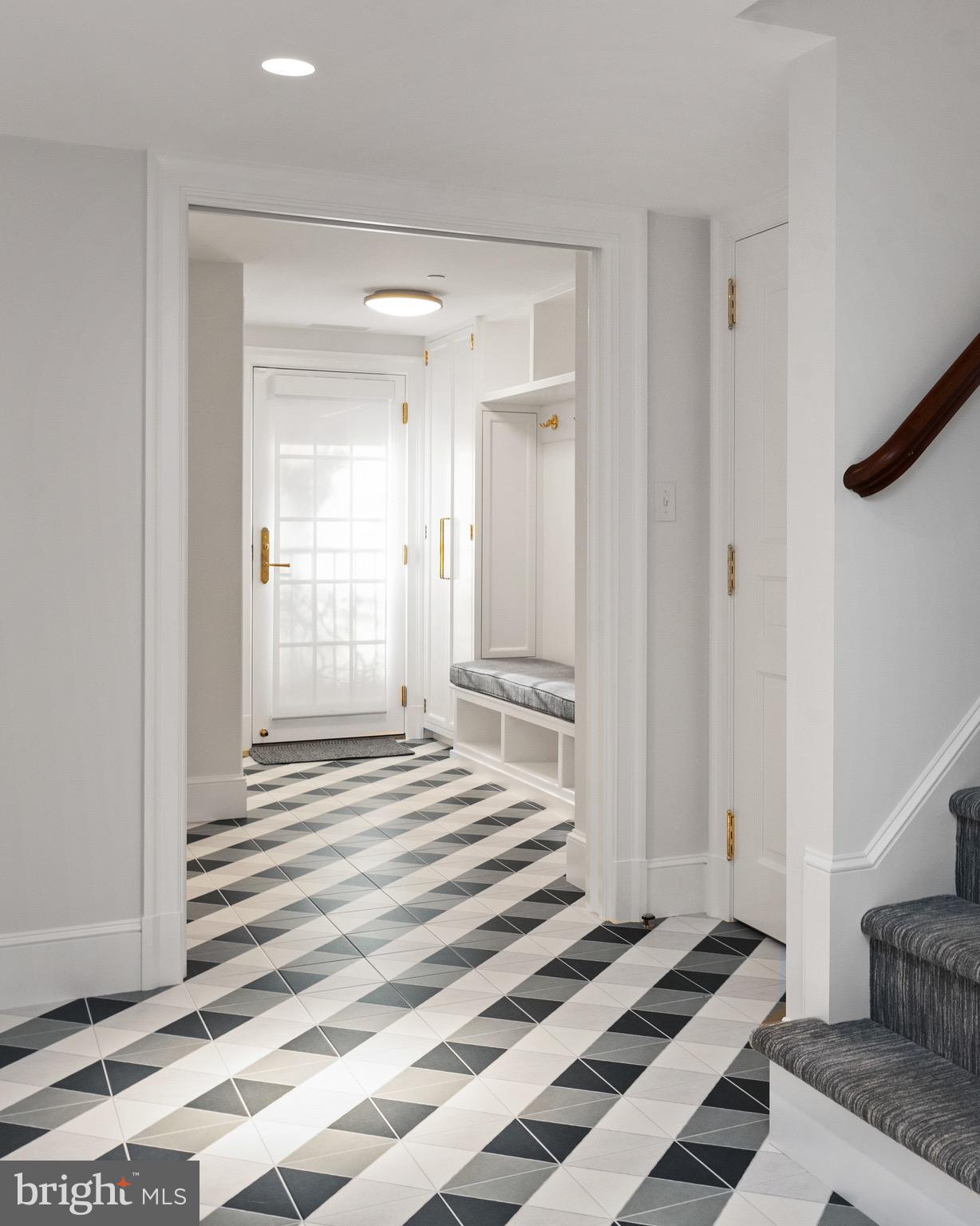 HISTORIC DISTRICT - Residential