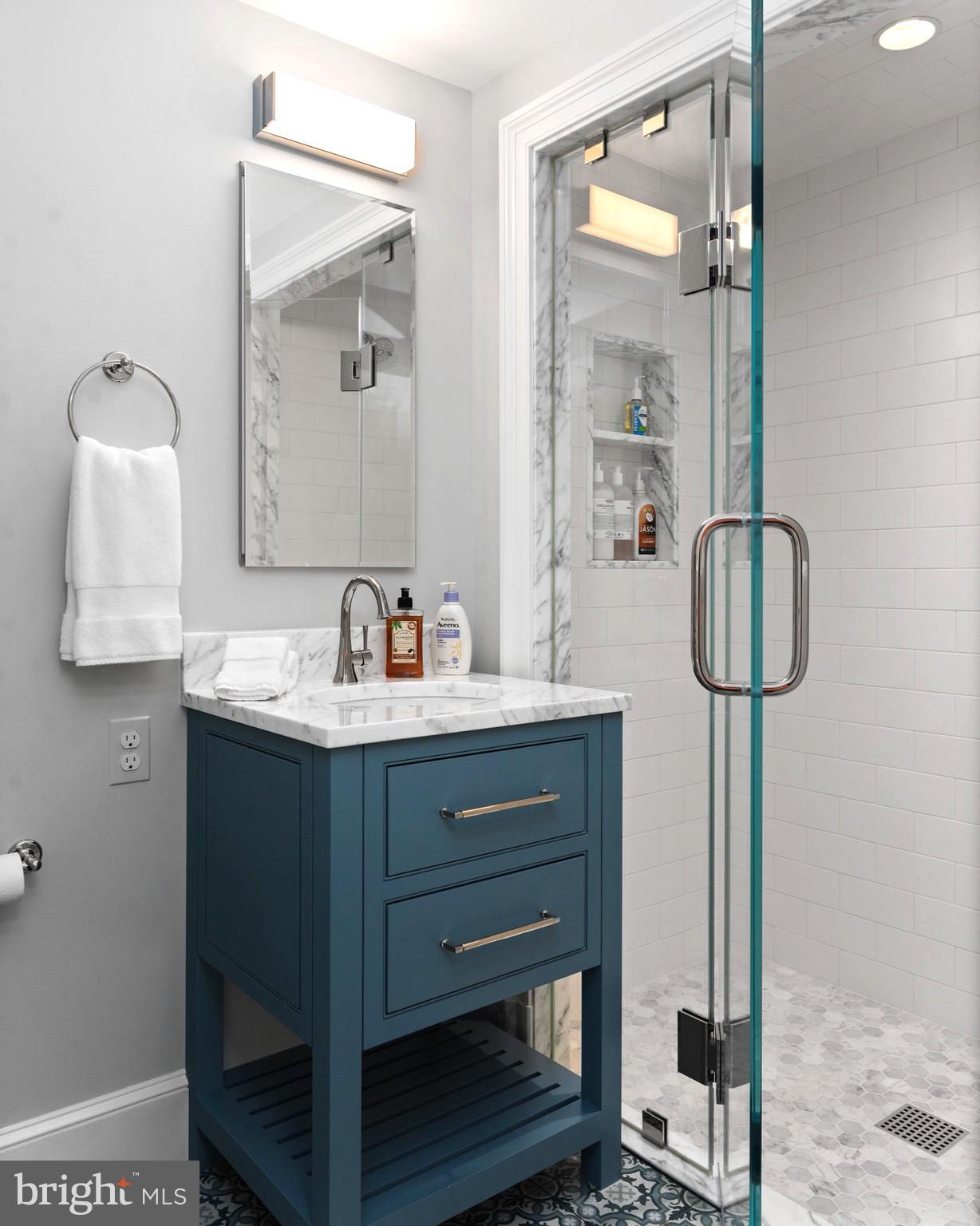 HISTORIC DISTRICT - Residential