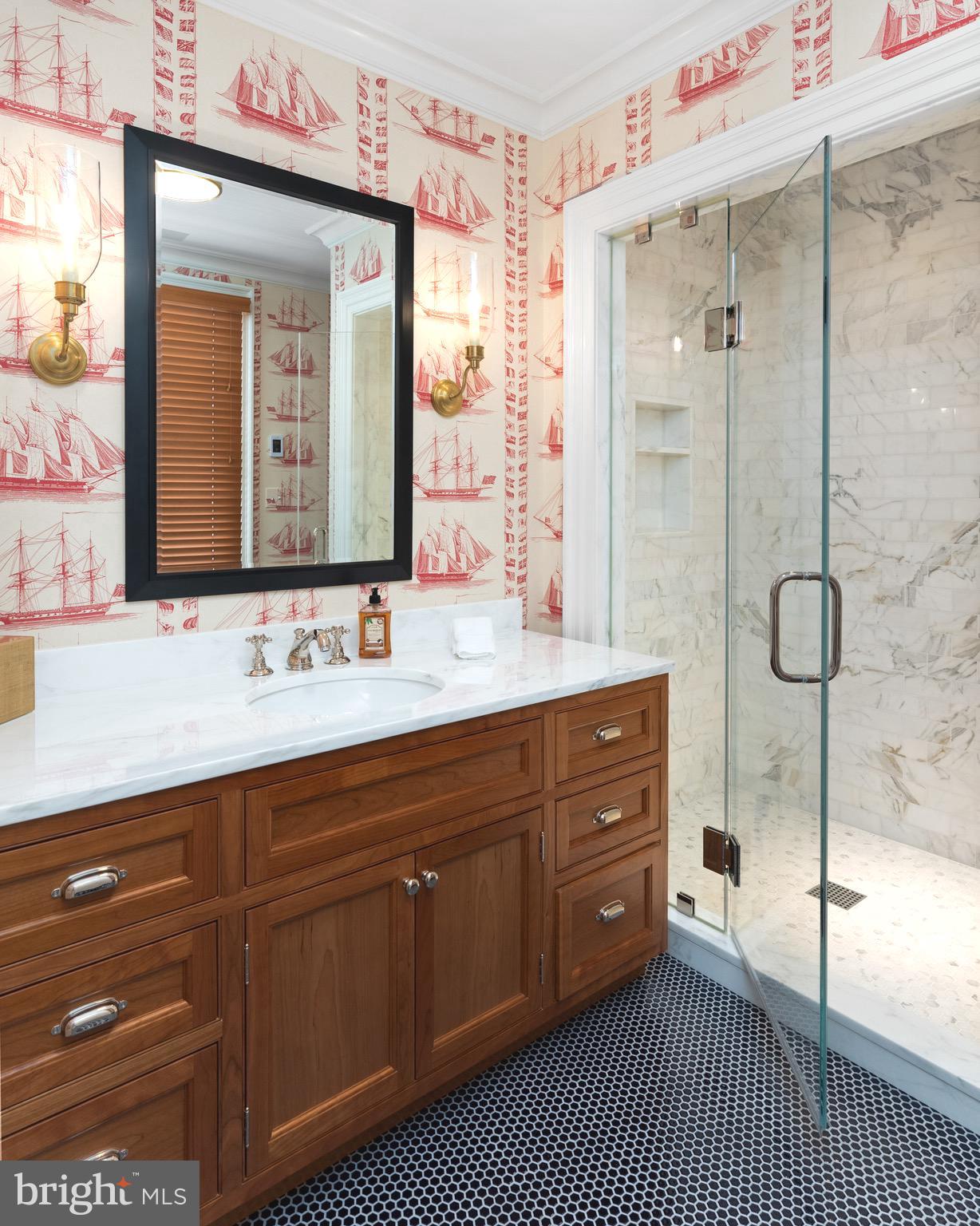 HISTORIC DISTRICT - Residential