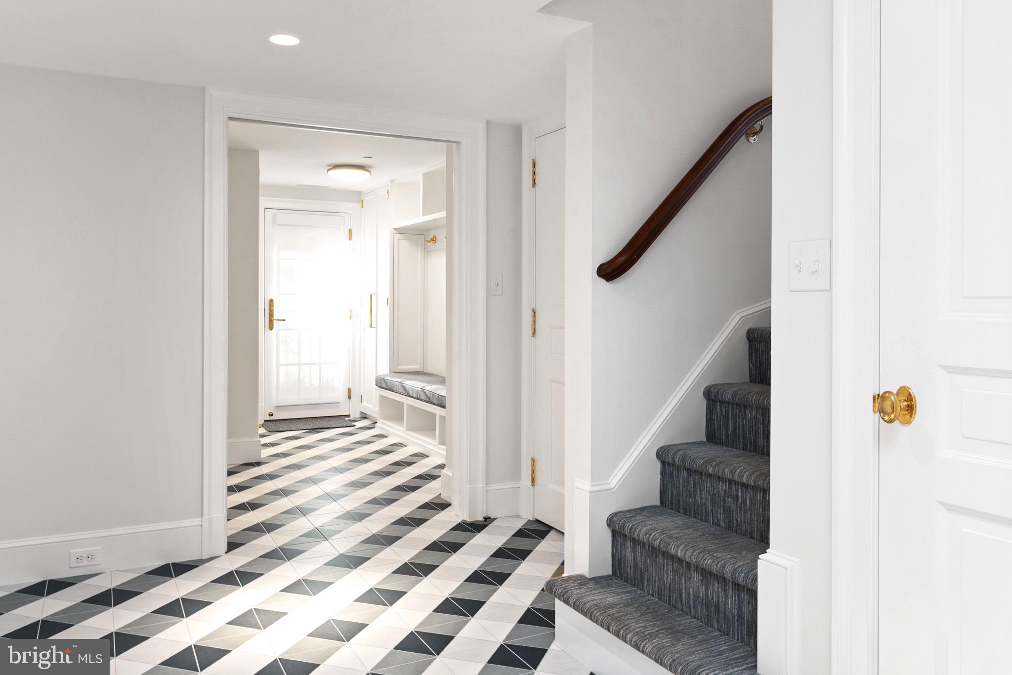 HISTORIC DISTRICT - Residential