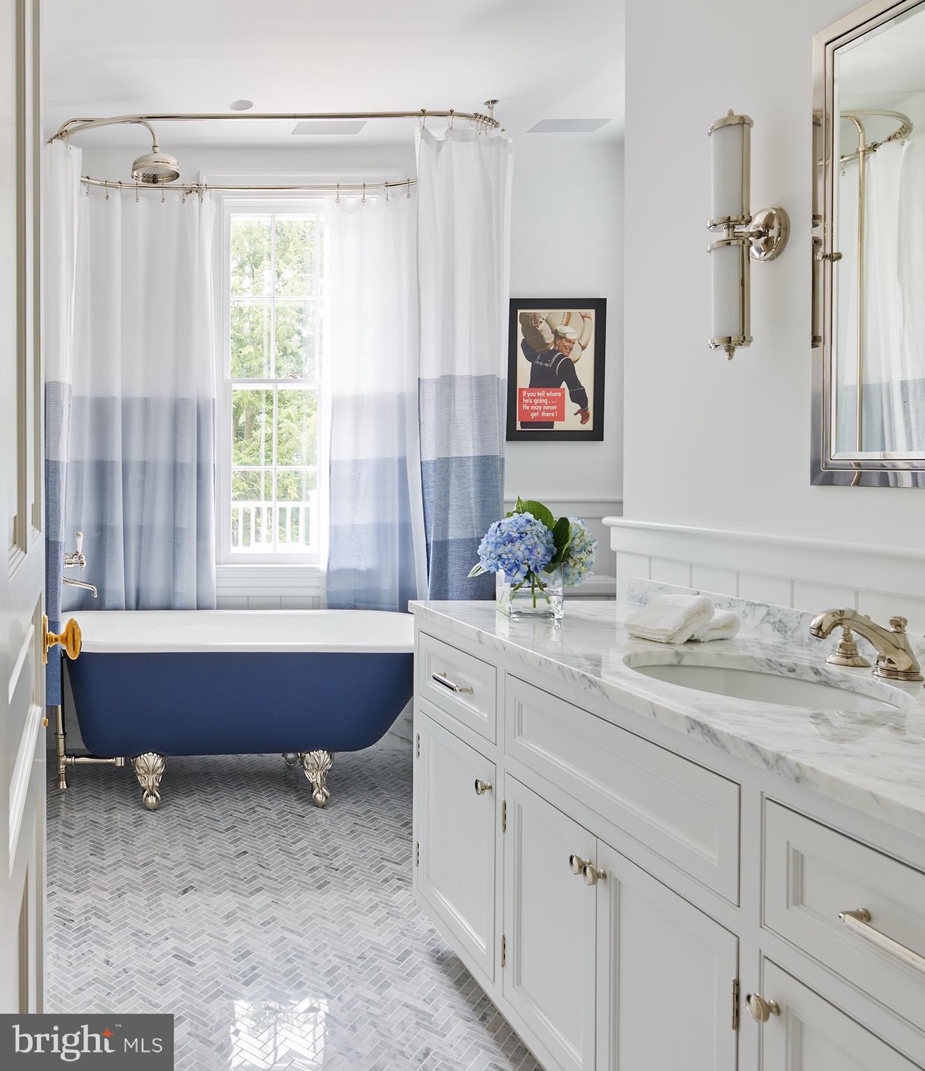 HISTORIC DISTRICT - Residential