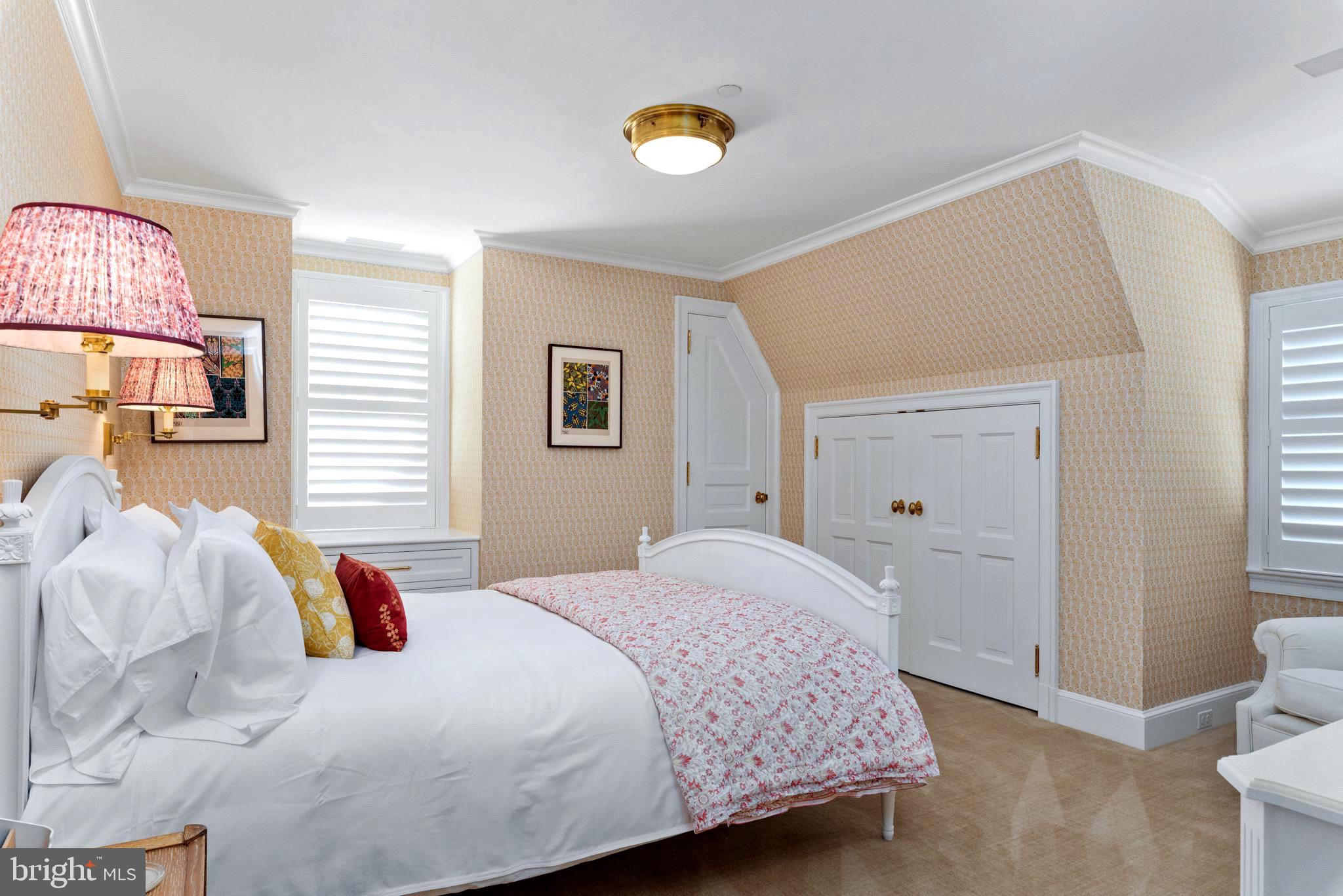 HISTORIC DISTRICT - Residential