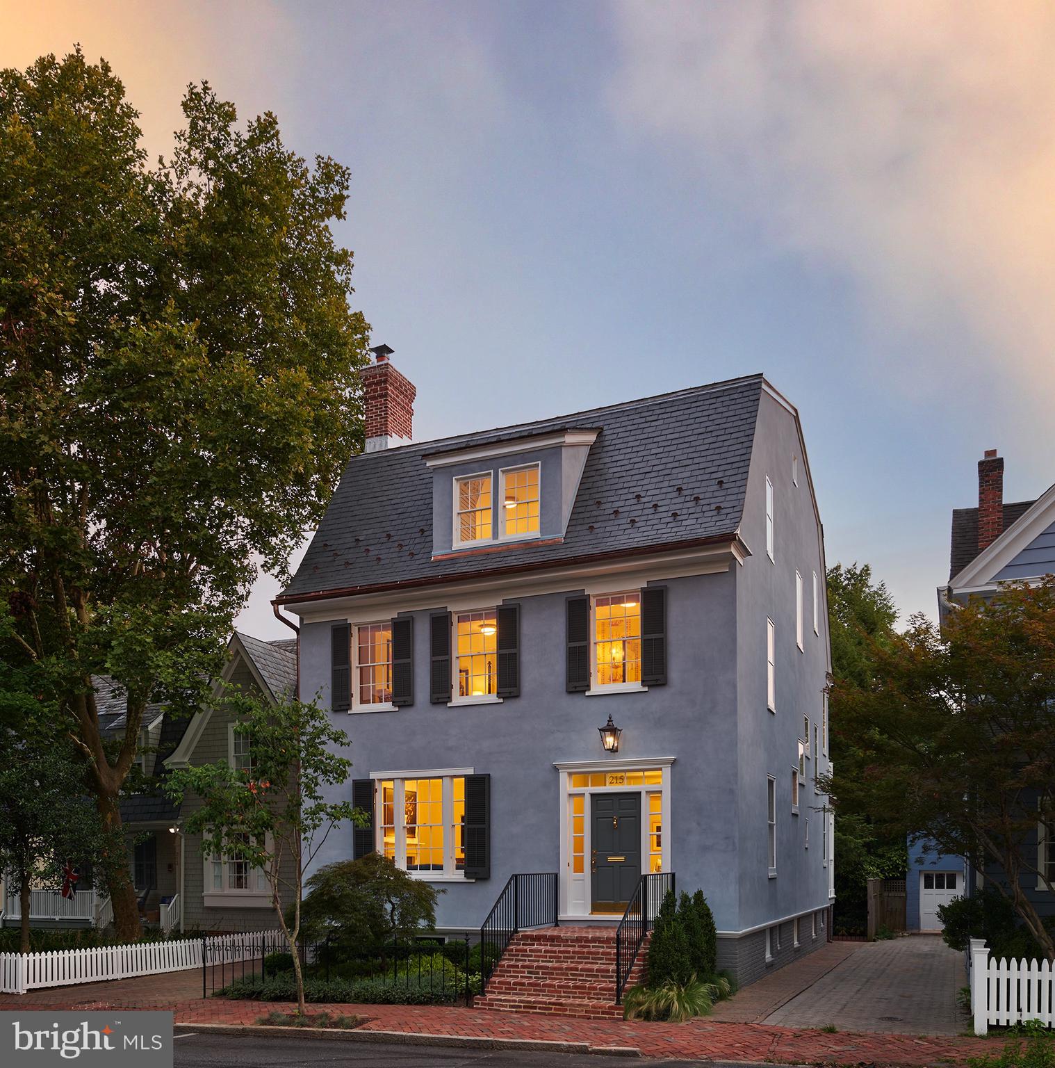 HISTORIC DISTRICT - Residential