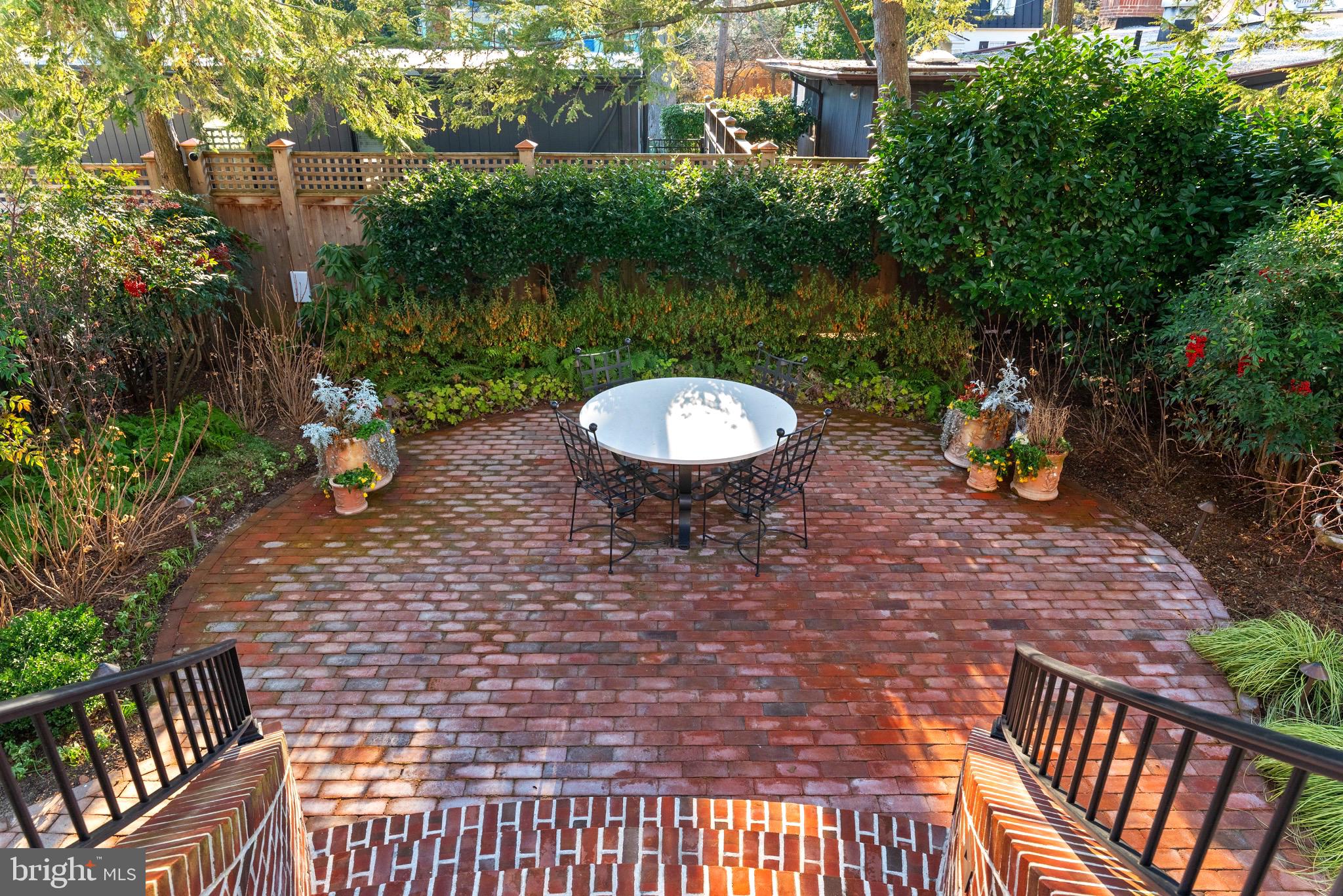 HISTORIC DISTRICT - Residential