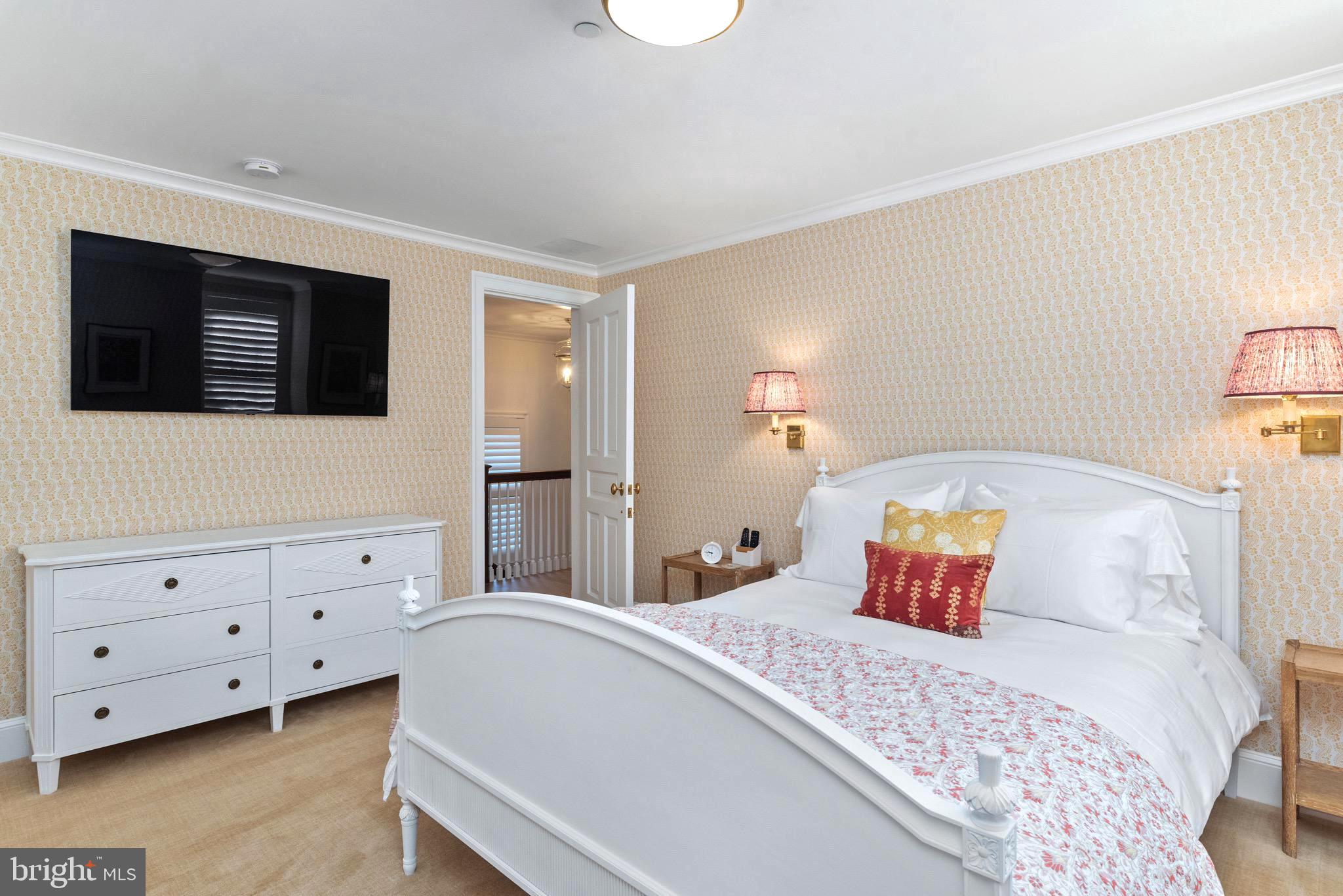 HISTORIC DISTRICT - Residential