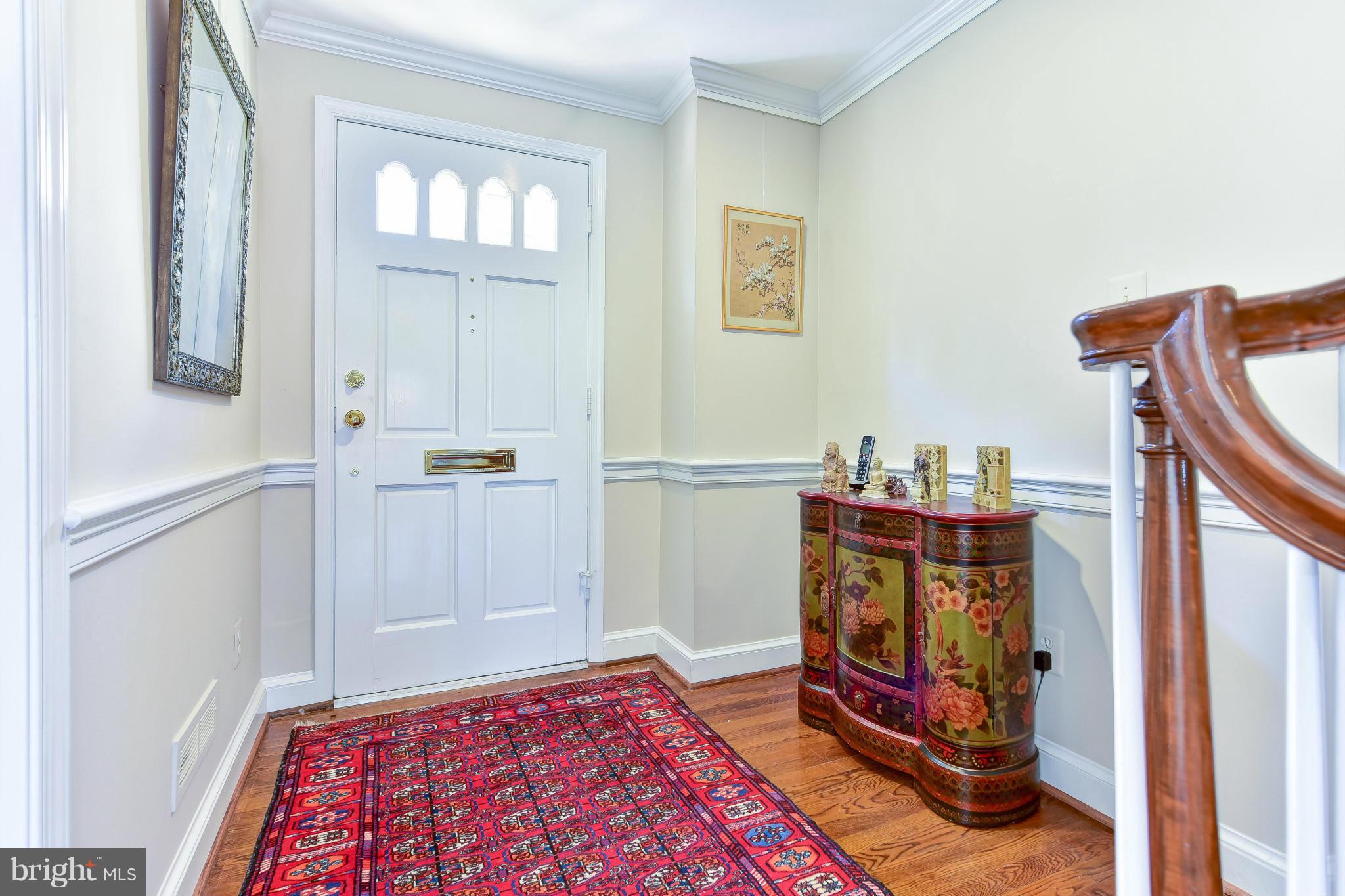 CAMERON MEWS - Residential Lease