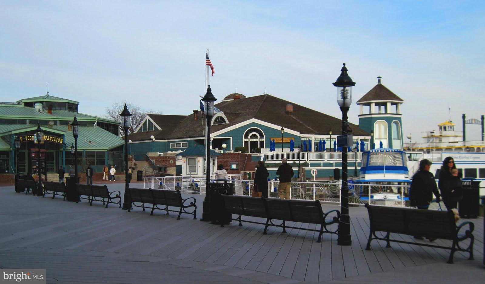 CAMERON MEWS - Residential Lease