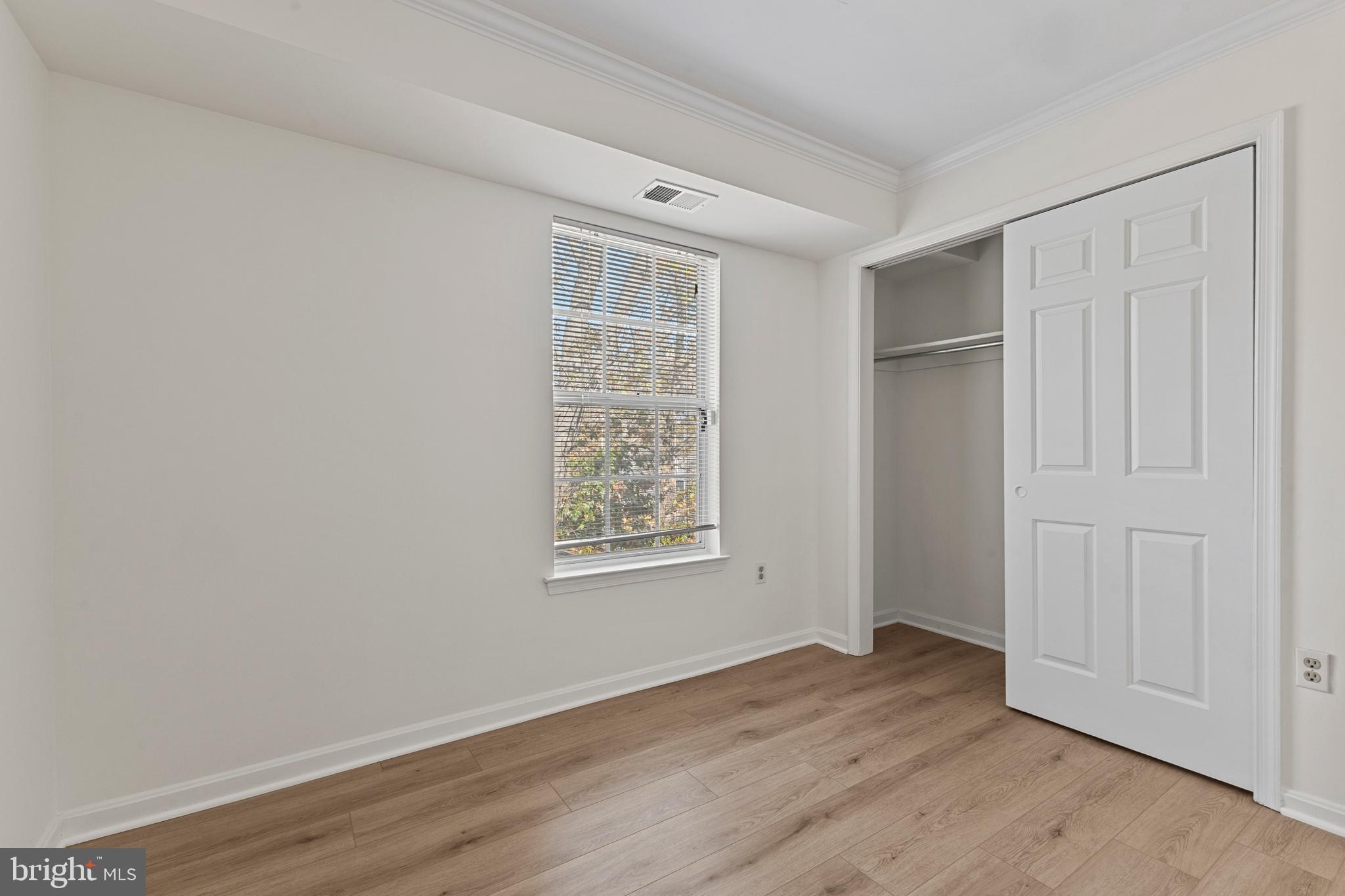 OLDE MILL - Residential Lease