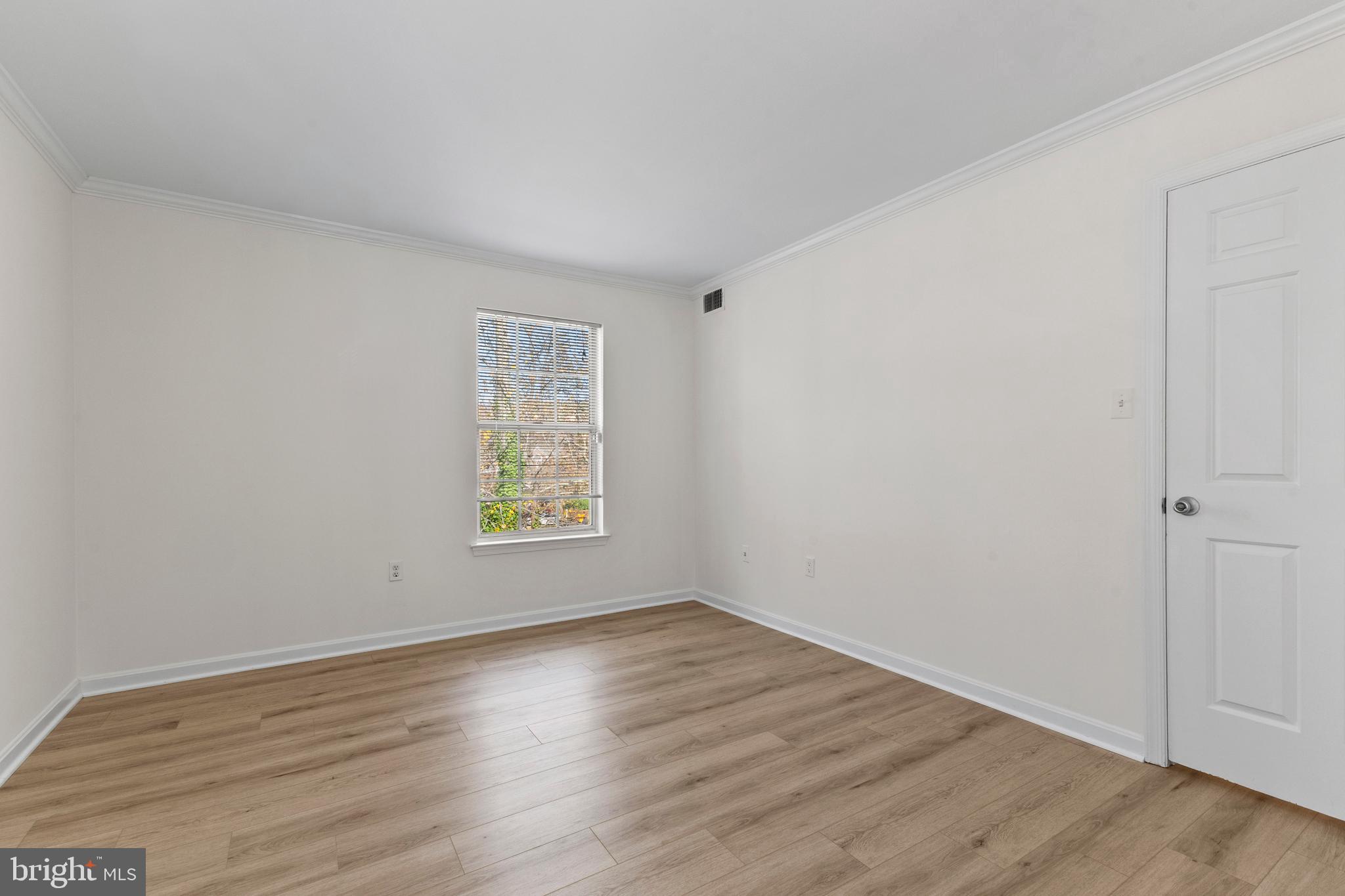 OLDE MILL - Residential Lease