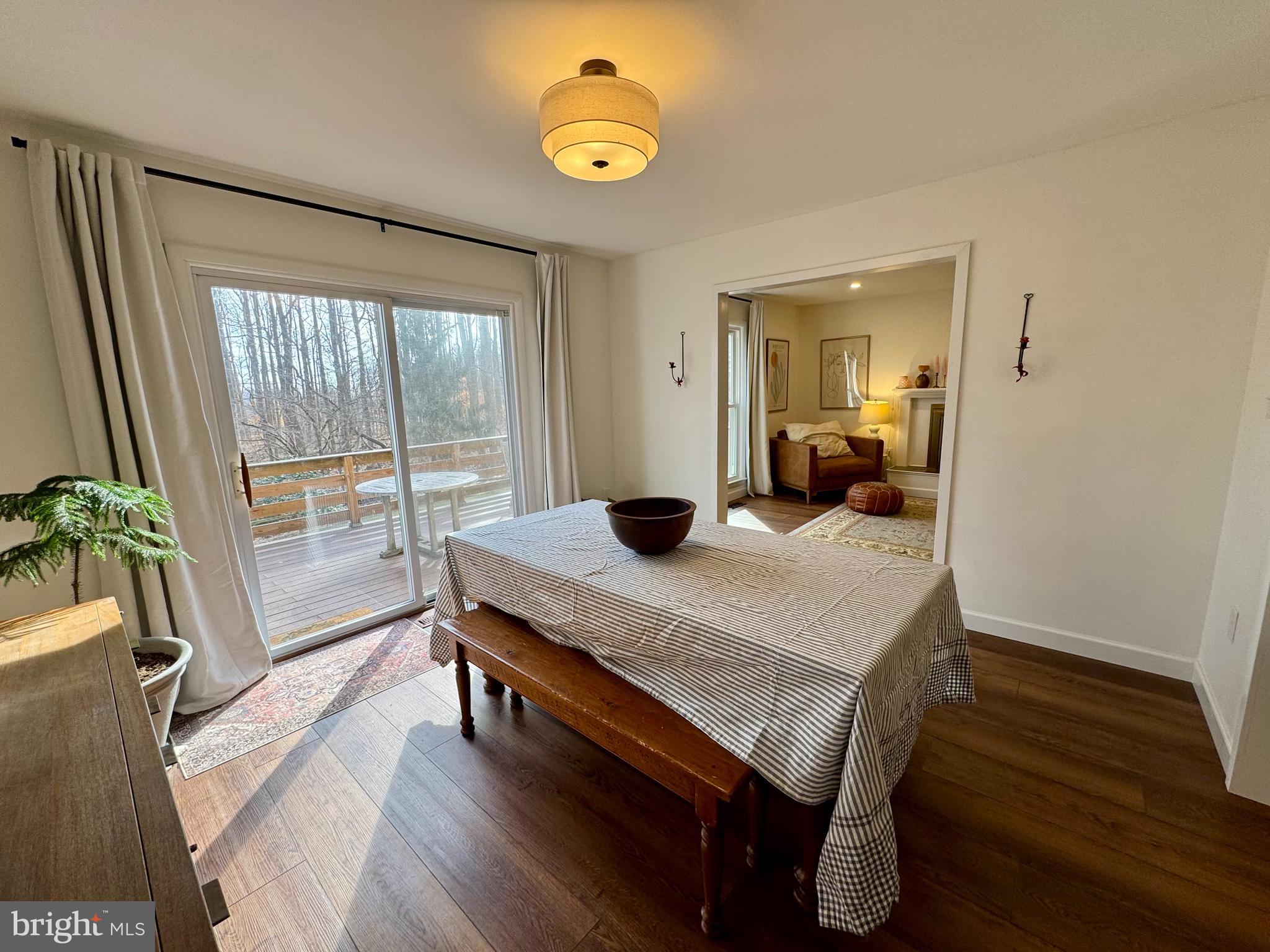 3528 ELIZABETH COURT