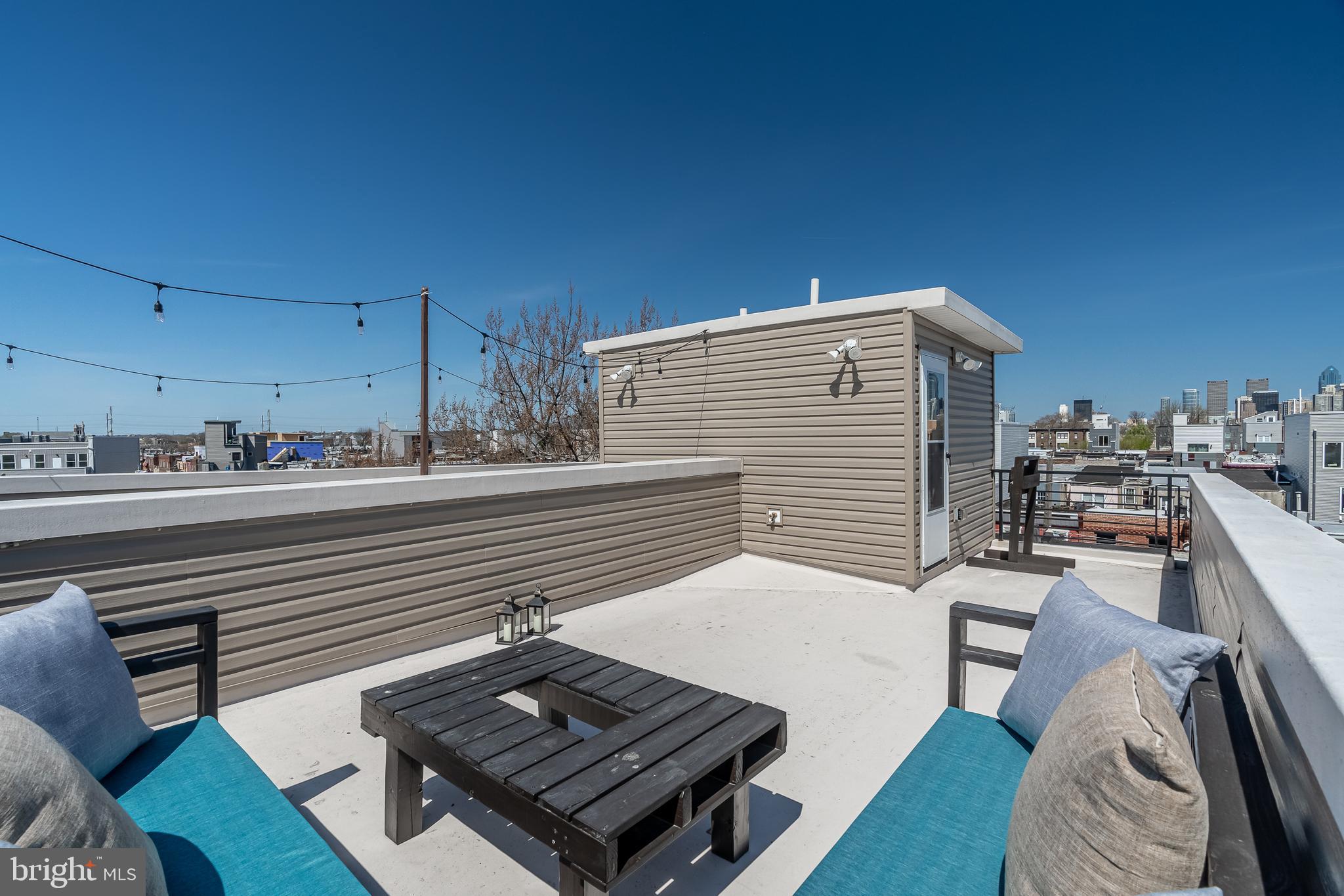 POINT BREEZE - Residential