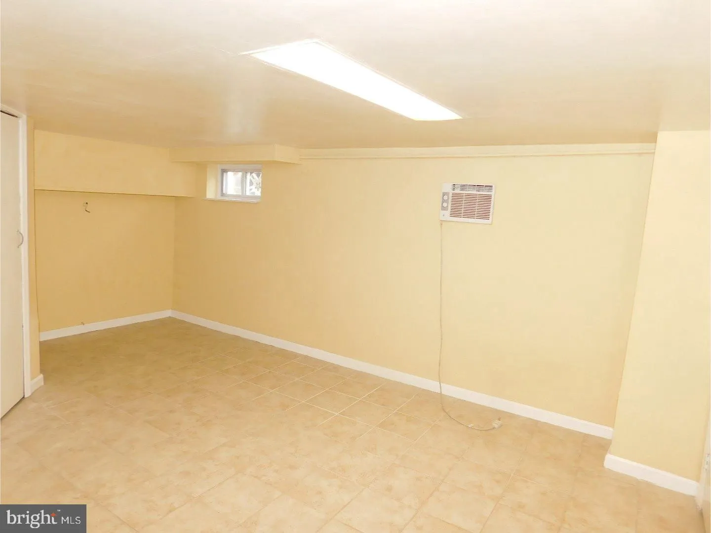 Pennsauken, New Jersey 08109, United States, 3 Bedrooms Bedrooms, ,3 BathroomsBathrooms,Residential,Active,89238